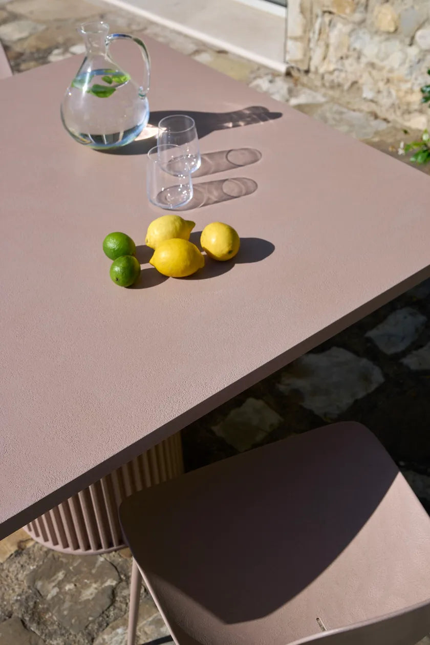 Buiten tafel HERCLE beige