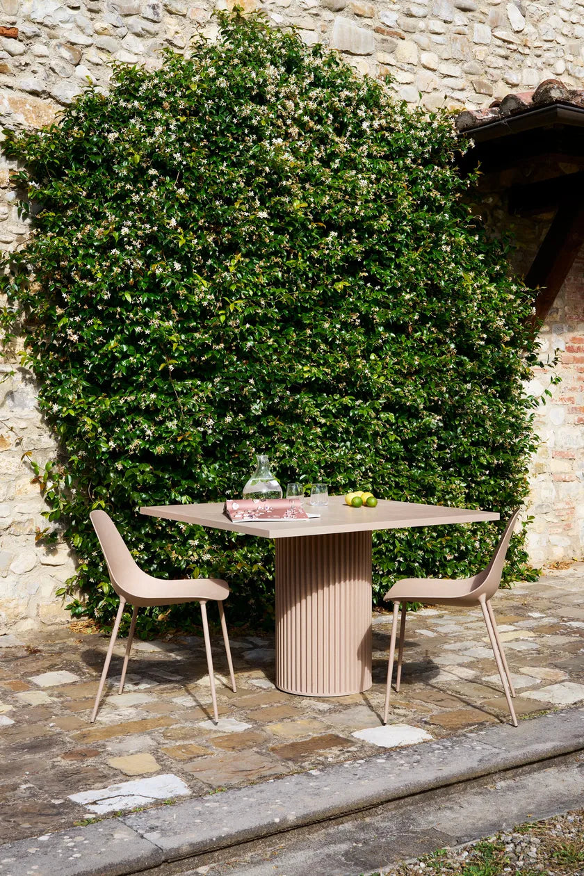 Buiten tafel HERCLE beige