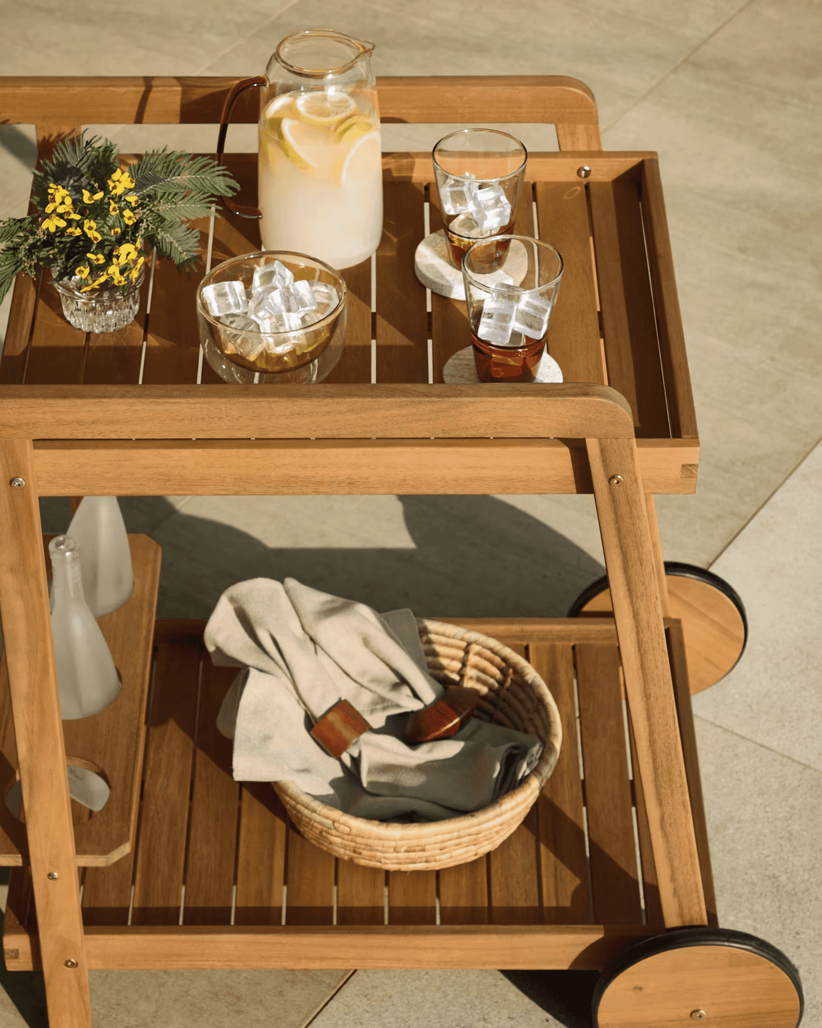 Barek ogrodowy FELISA lite drewno akacjowe La Forma Eye on Design