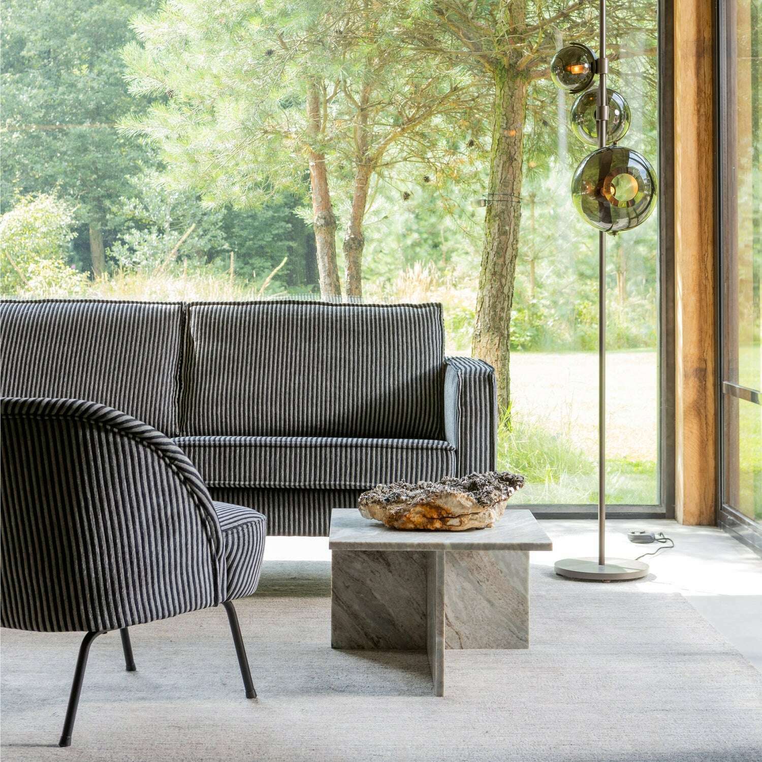 2.5-seater sofa Rodeo black and white striped