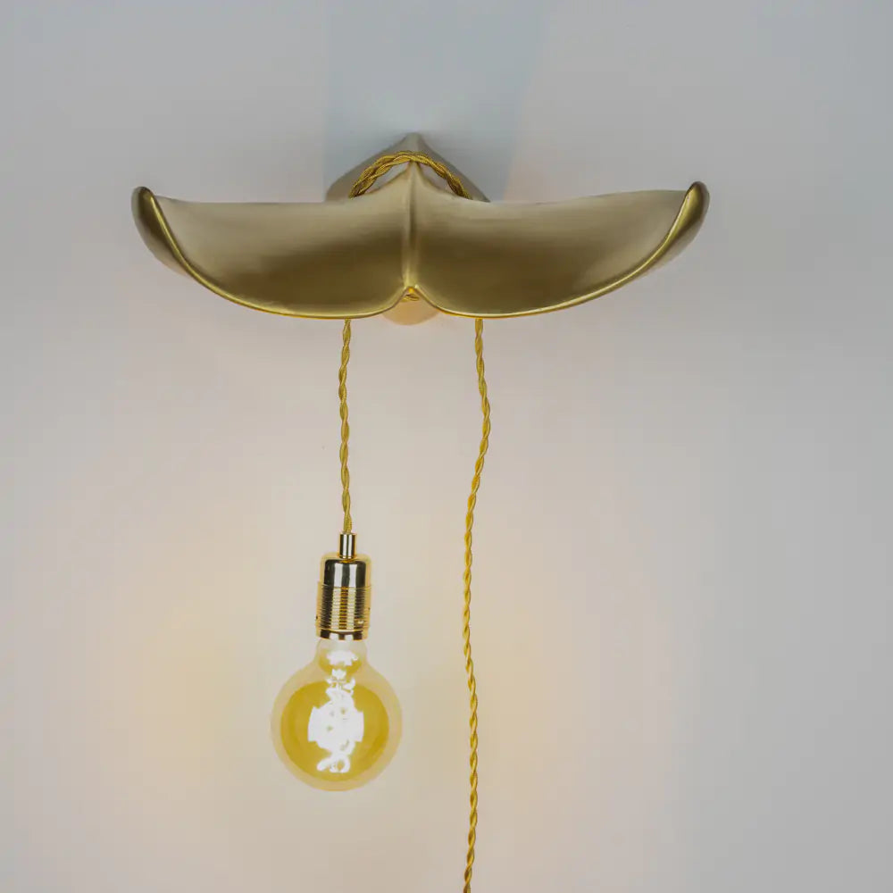 Wandlamp DE STAART VOLGT gouden