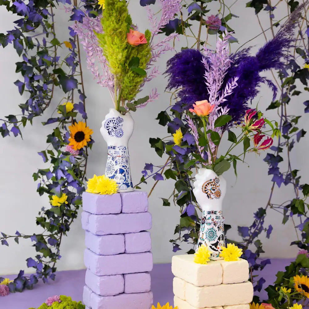 Vaas LIBERTY MATTERS witte keramiek