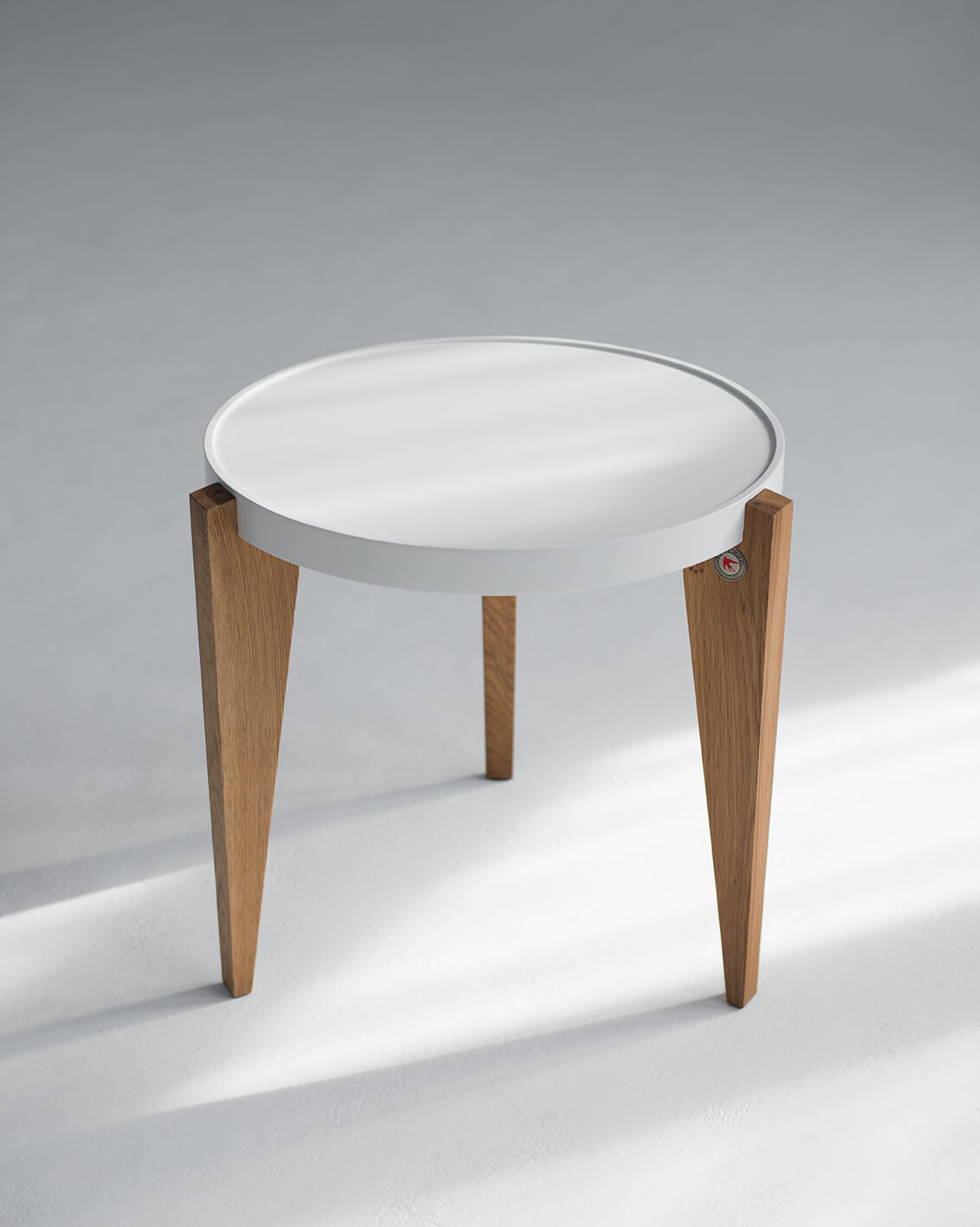 BONTRI table with a white top and wooden base