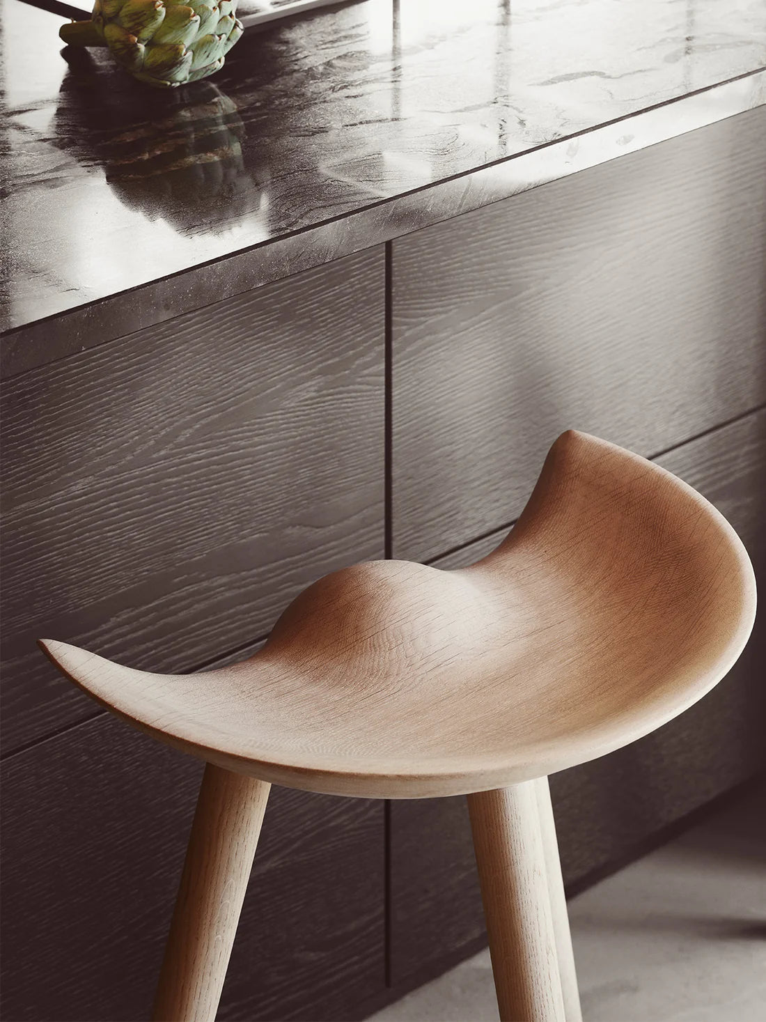 ML 42 Stool dark oak wood