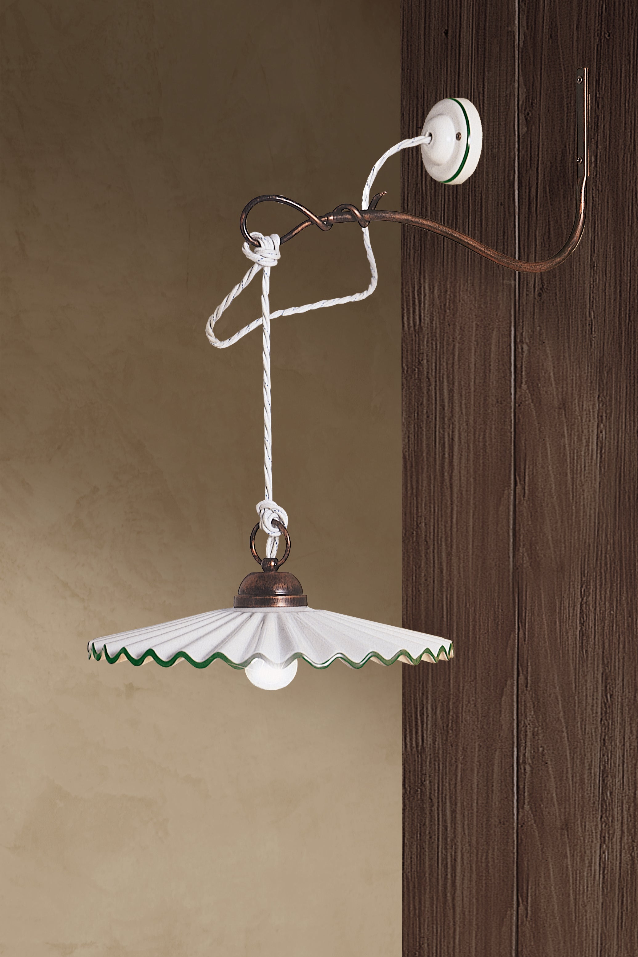 Wall lamp with arm ceramic L’AQUILA white with green and antique copper