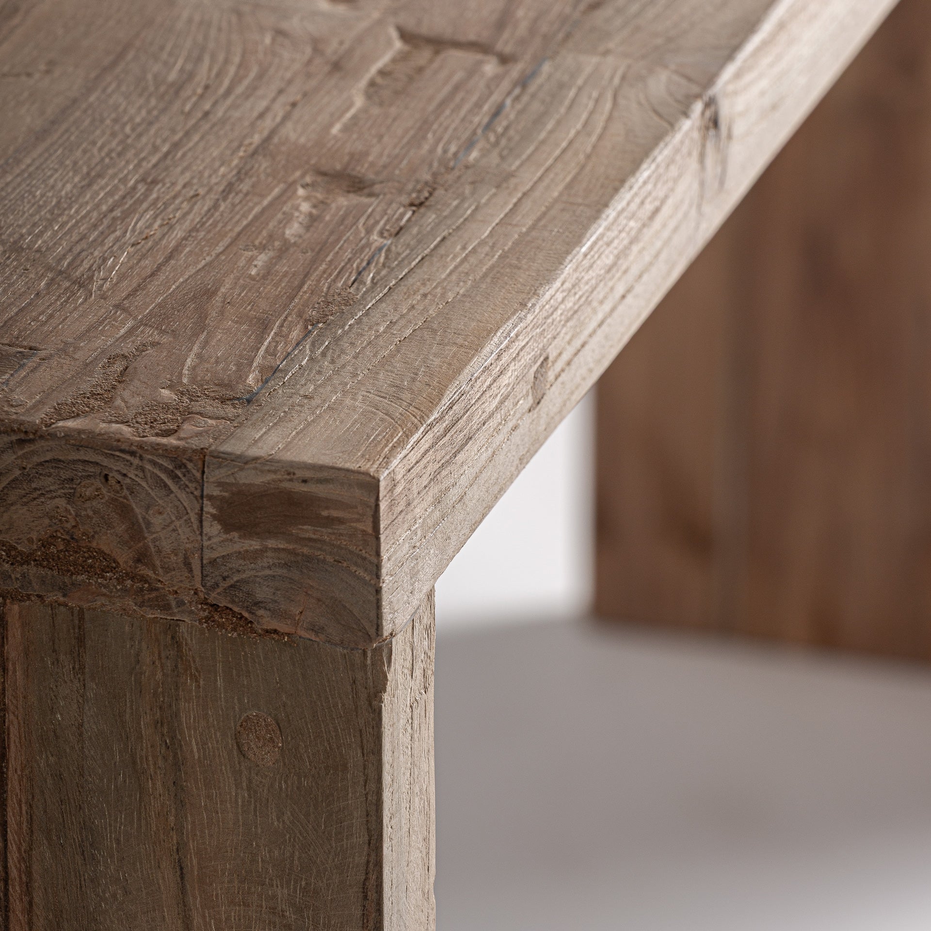 Konsola HELMOND gerecycled hout