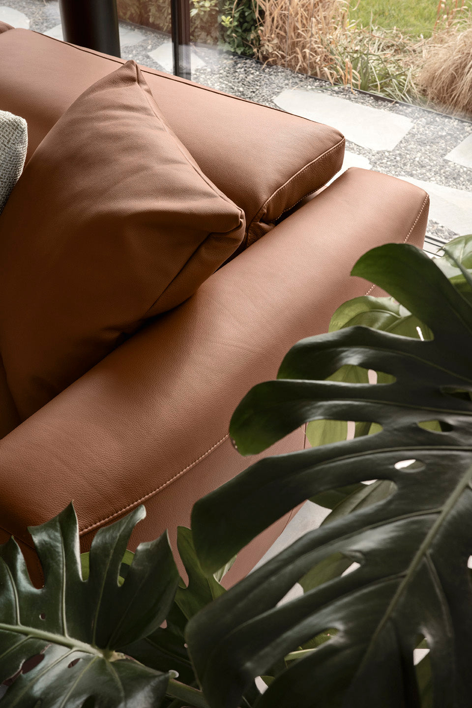 Sofa 3-osobowa WAVE tapicerowana do salonu