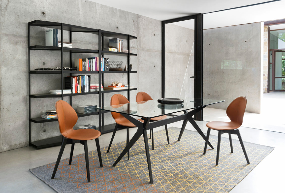 TOKYO table with glass top and walnut base