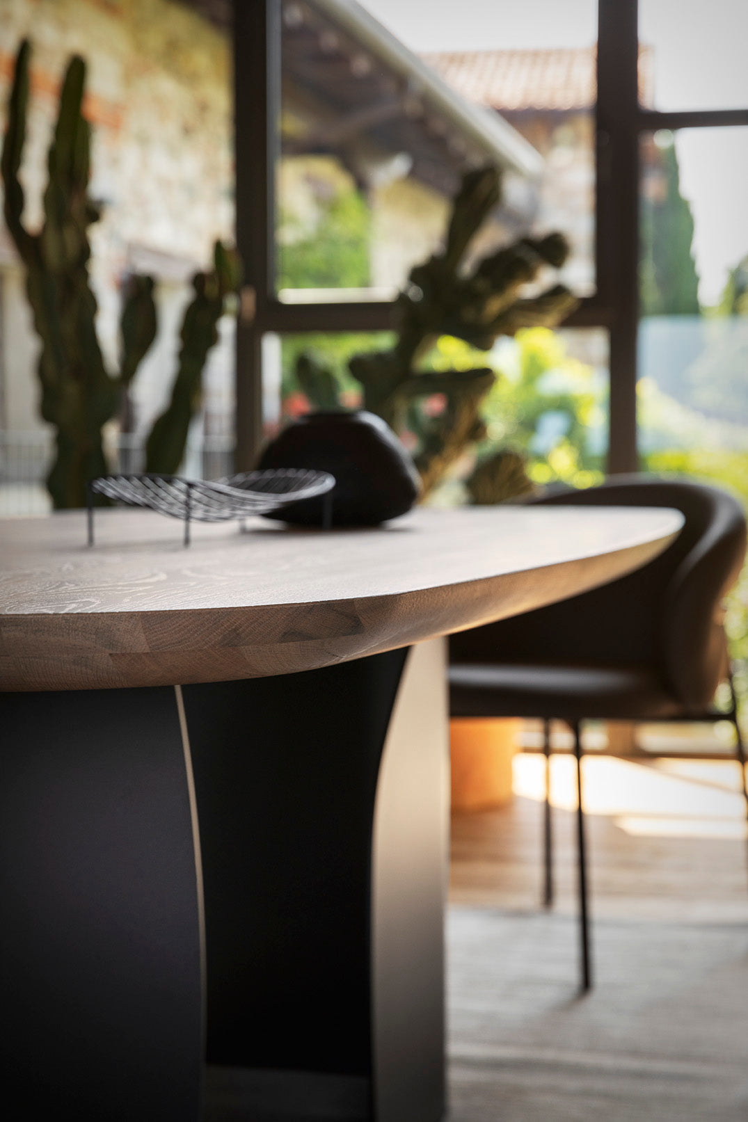 TWINS Table with Wooden Top and Black Base