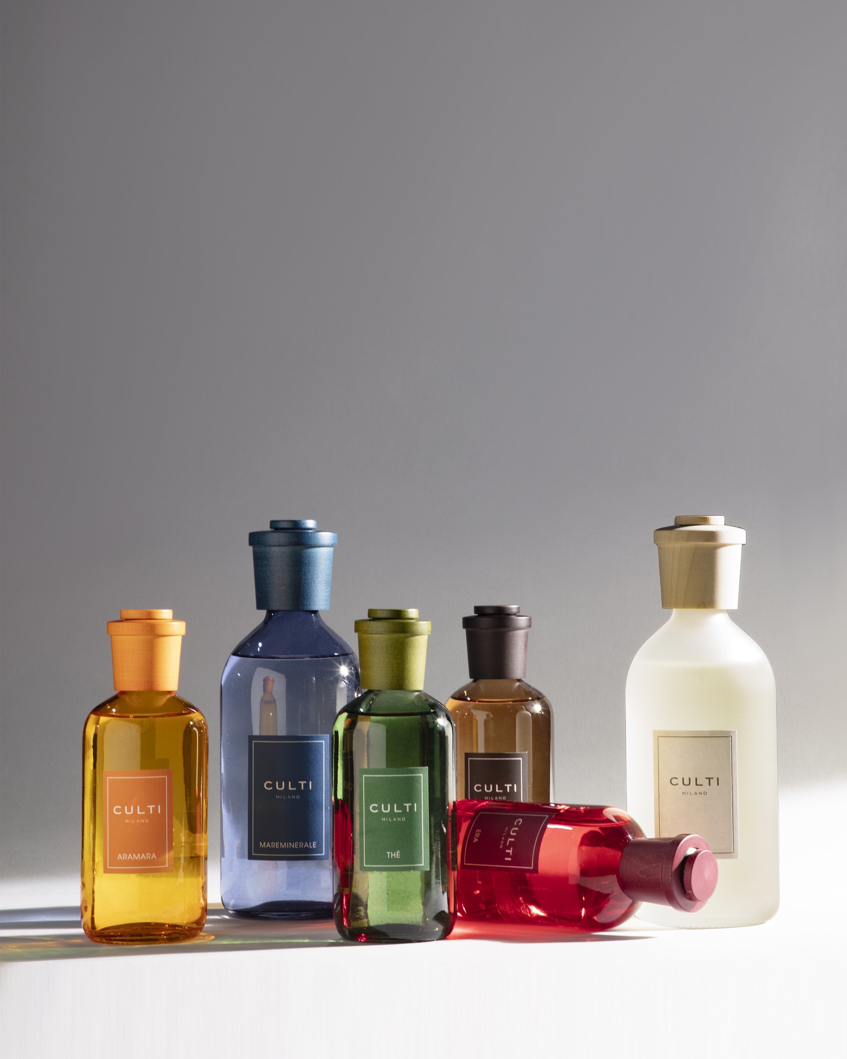 Geuro diffuser ORANGE ARAMARA met tonen van bittere sinaasappel, bergamot en sandelhout.