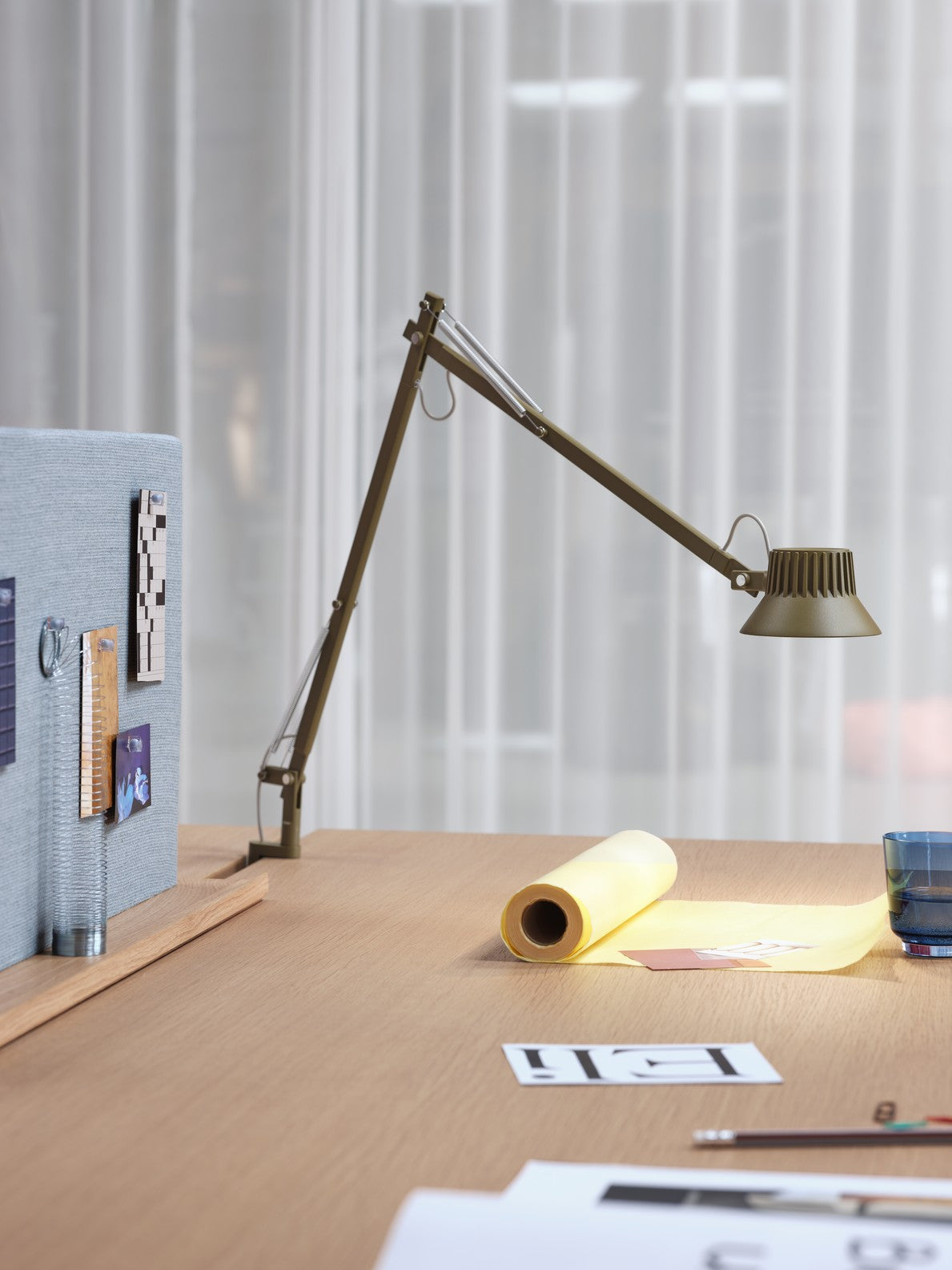 Verstelbare bureaulamp DEDICATE bruin-groen