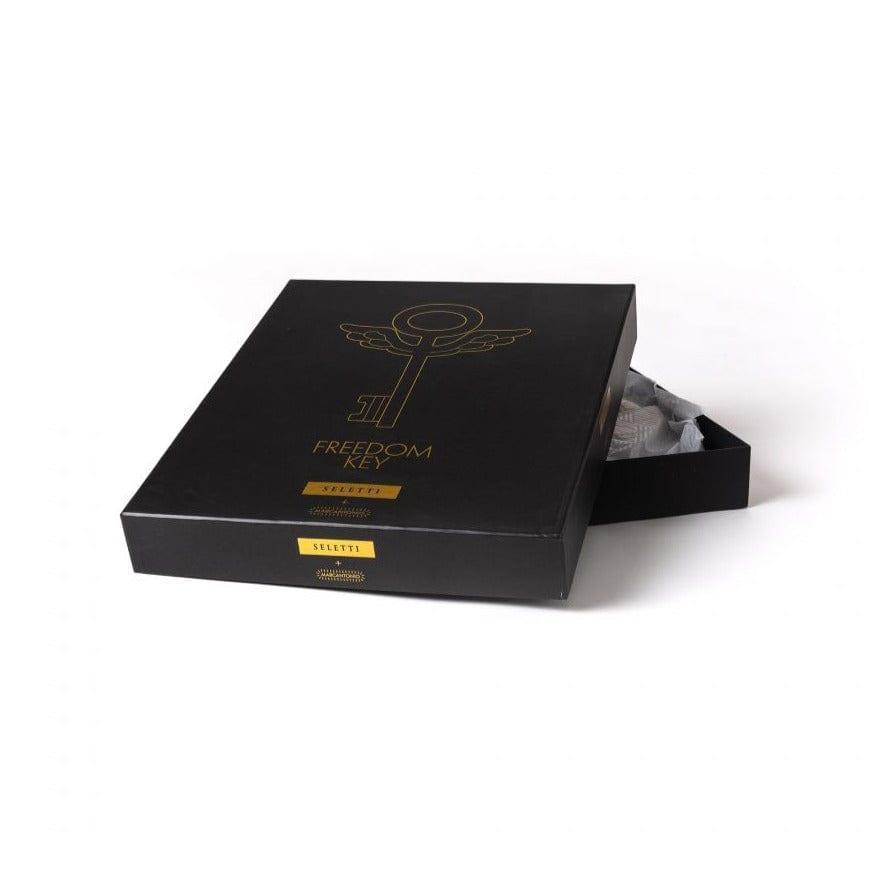 Dekoracja FREEDOM KEY złoty Seletti Eye on Design