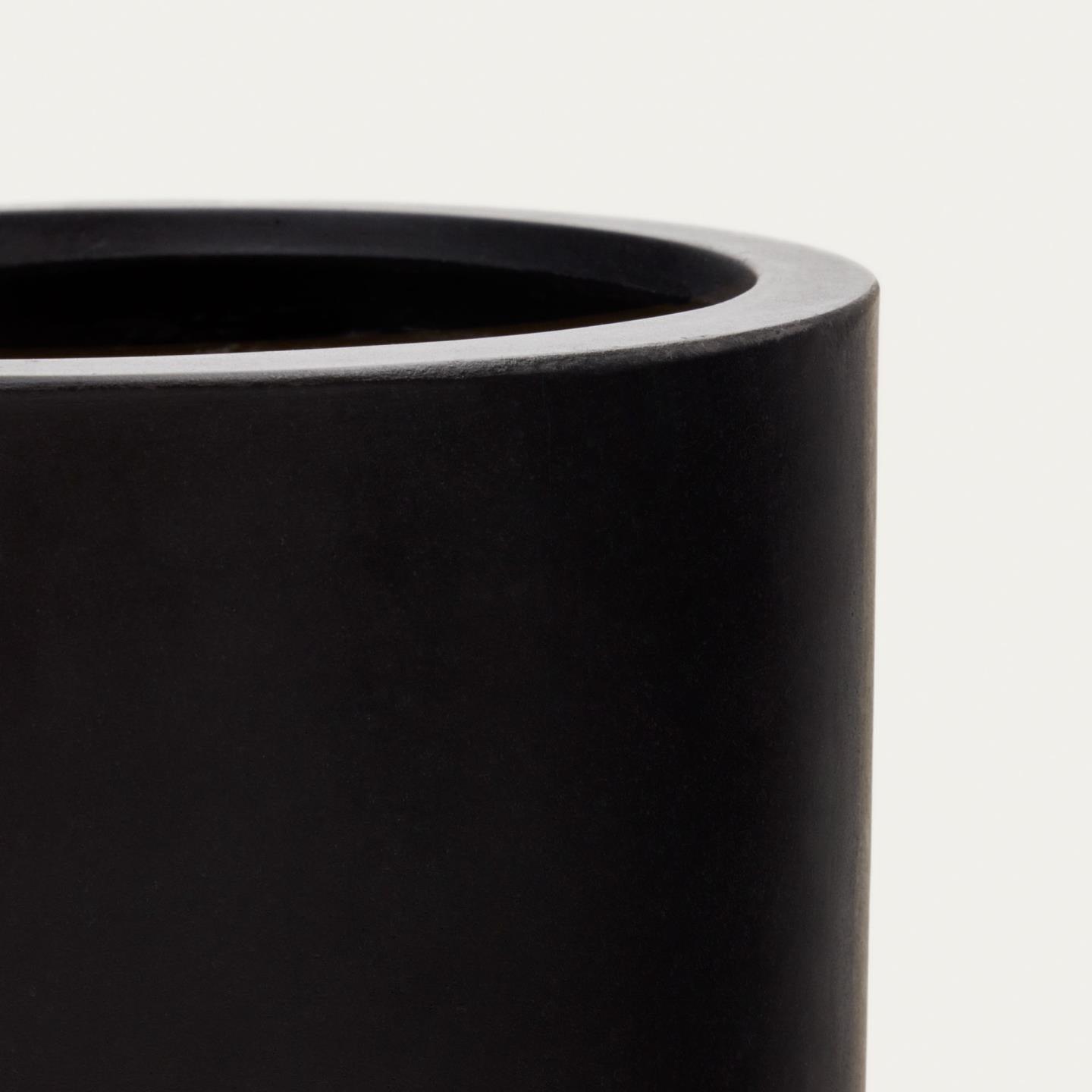 Donica ogrodowa okrągła AIGUABLAVA czarny cement La Forma Eye on Design