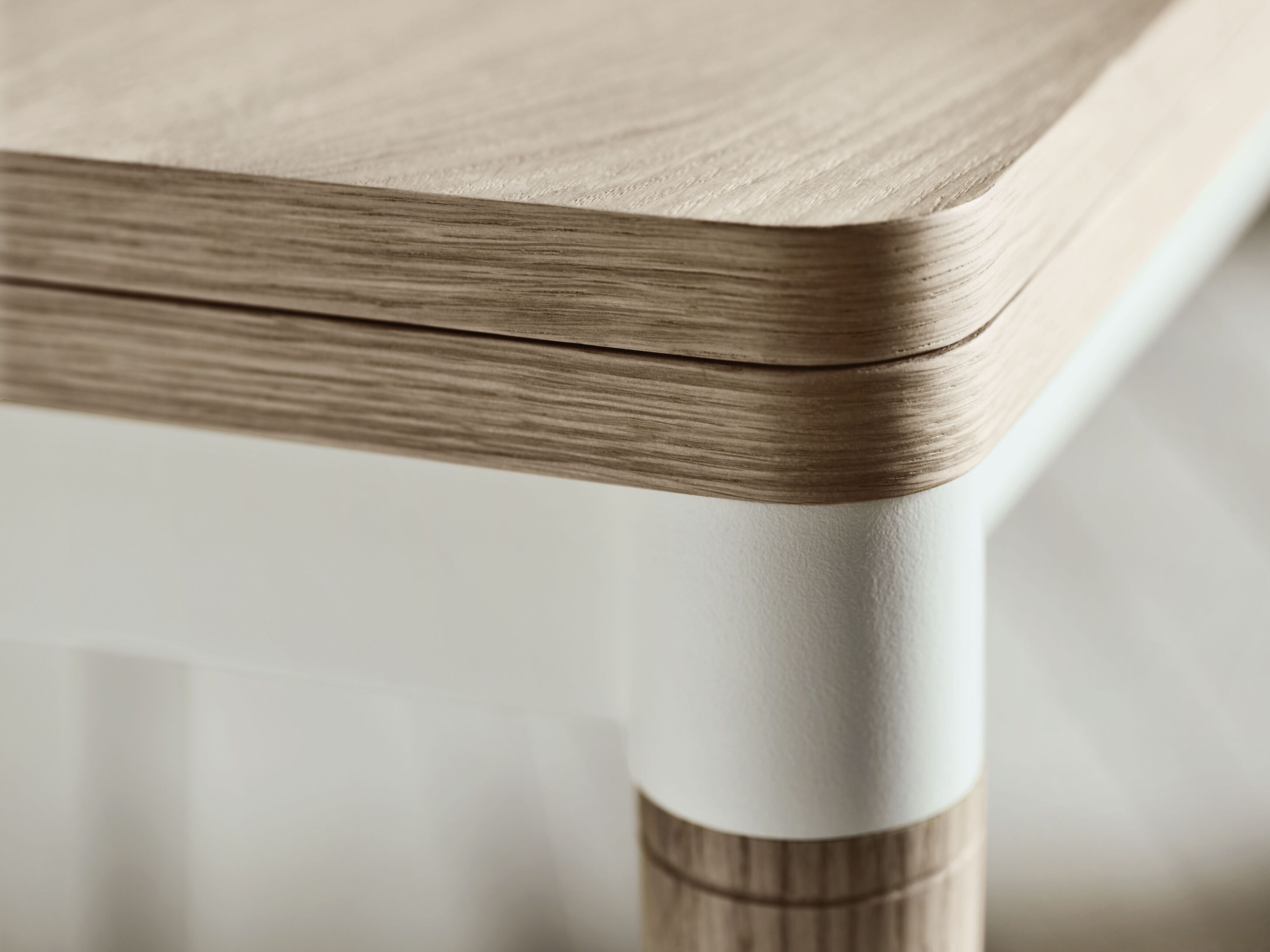 Tafel DOUBLEUP gebleekt eikenhout