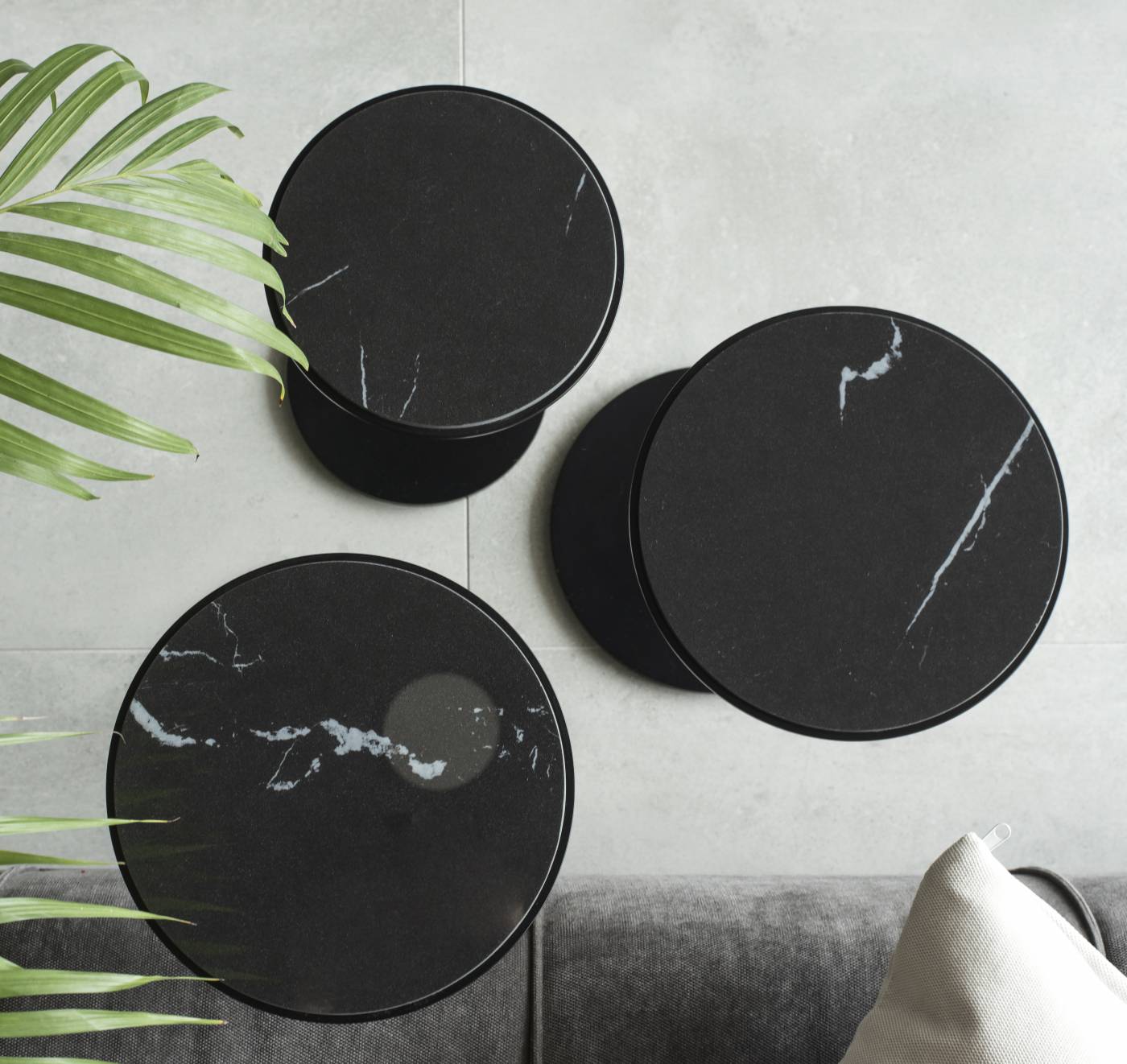 Stolik kawowy MINEVA spiek kwarcowy Negro Rosanero Eye on Design