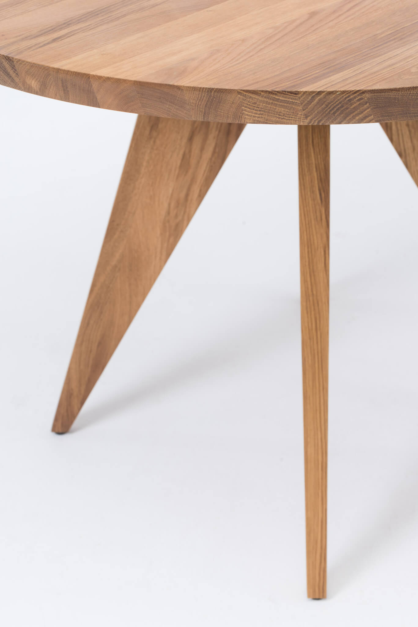 Runder Tisch MEDUSA Eiche