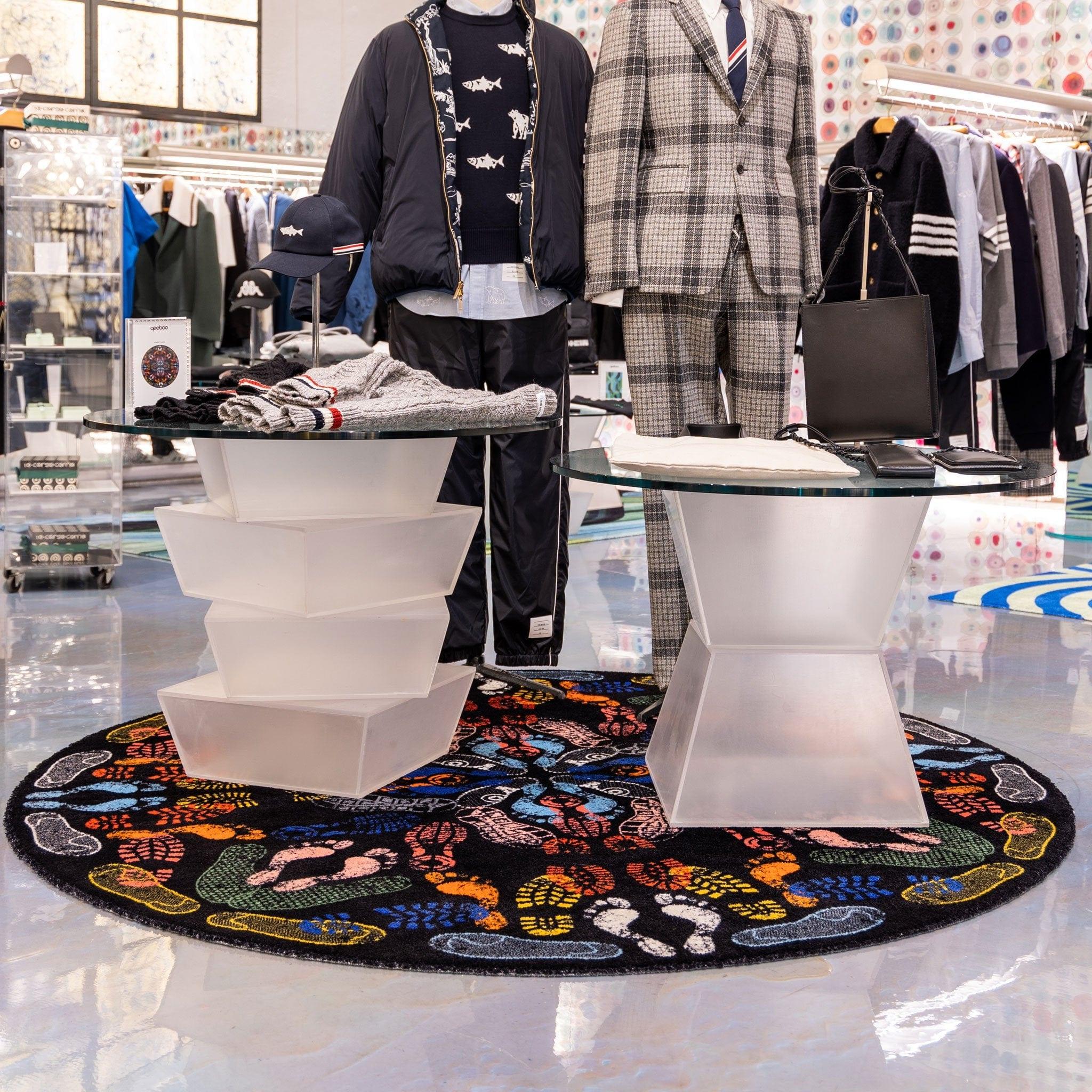 Dywan okrągły LET'S DANCE czarny Qeeboo Eye on Design