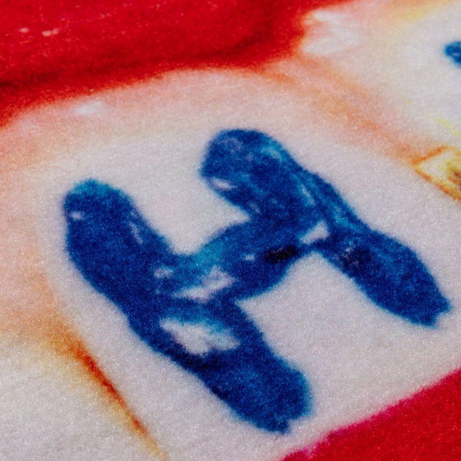 Dywan w kształcie ust SHIT Seletti Eye on Design