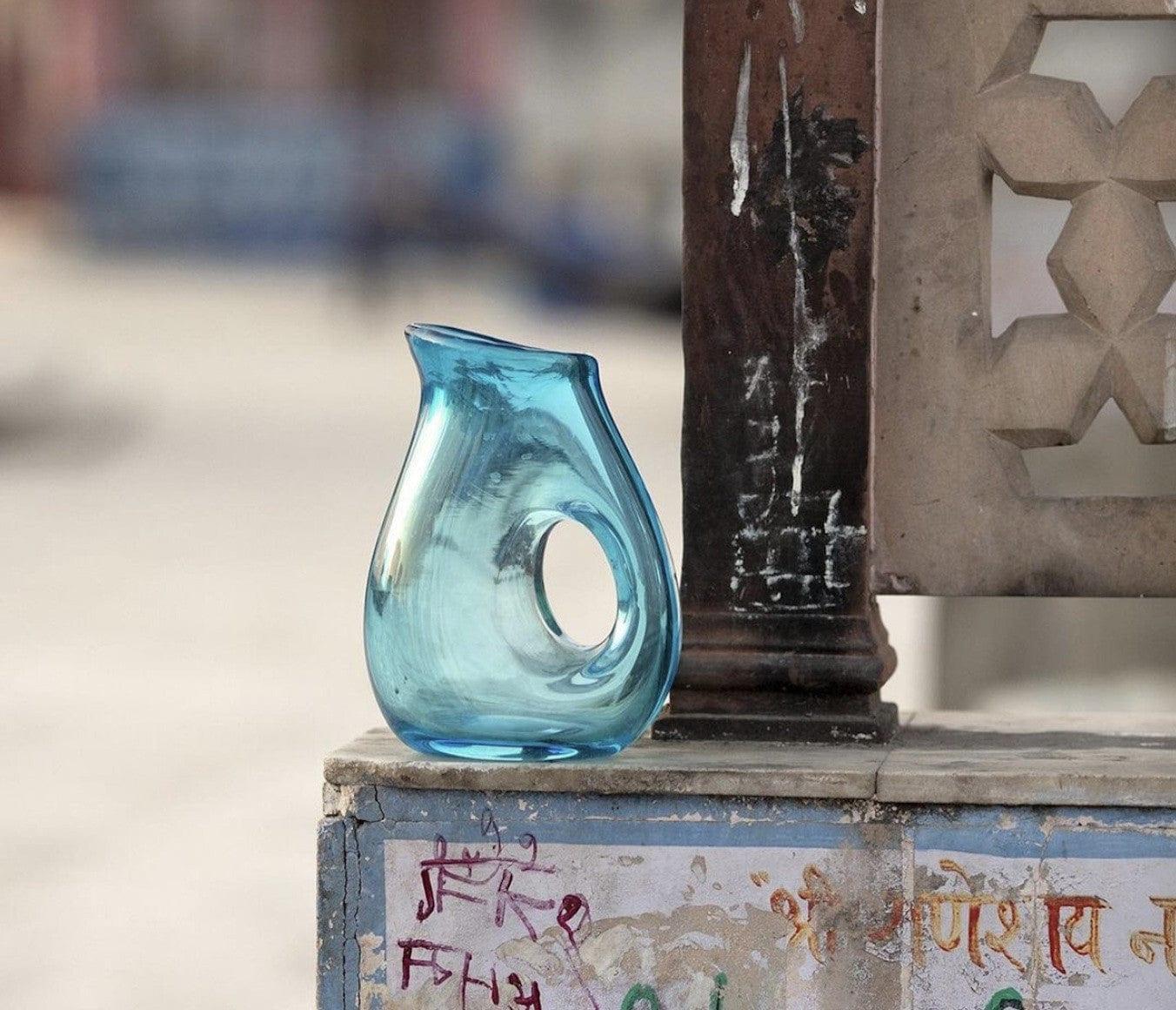 Dzbanek JUG WITH HOLE jasnoniebieski Pols Potten Eye on Design