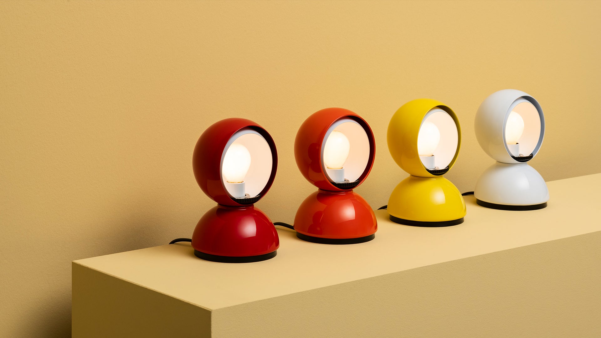 ECLISSE Table Lamp Red