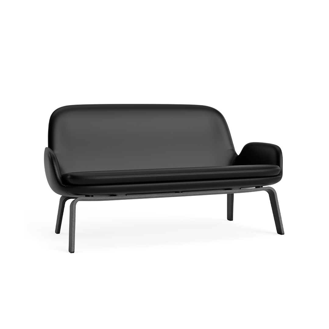 Sofa tapicerowana ERA czarna dębowa podstawa – Normann Copenhagen