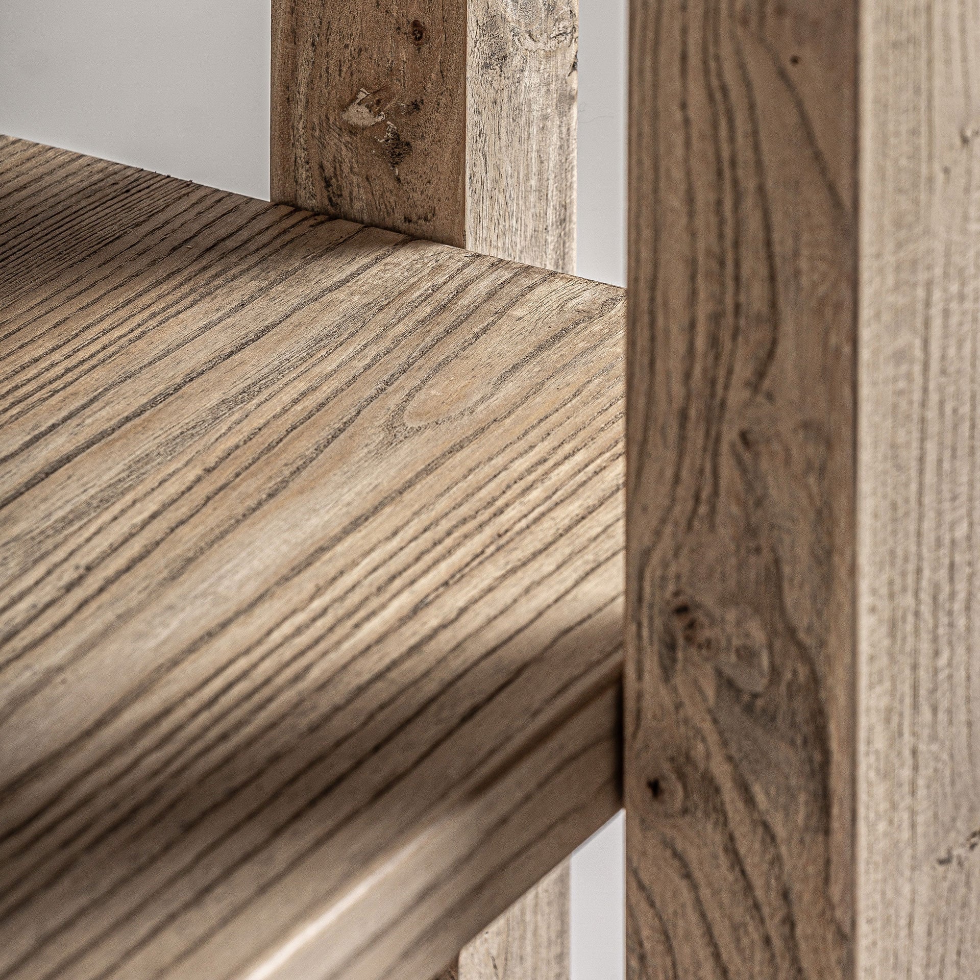 MASEIN Elm Wood Shelf