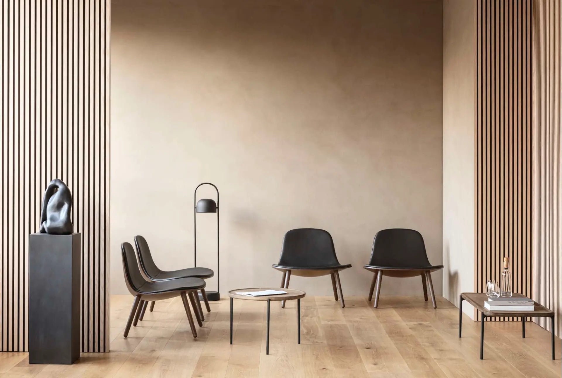 QUAY black floor lamp