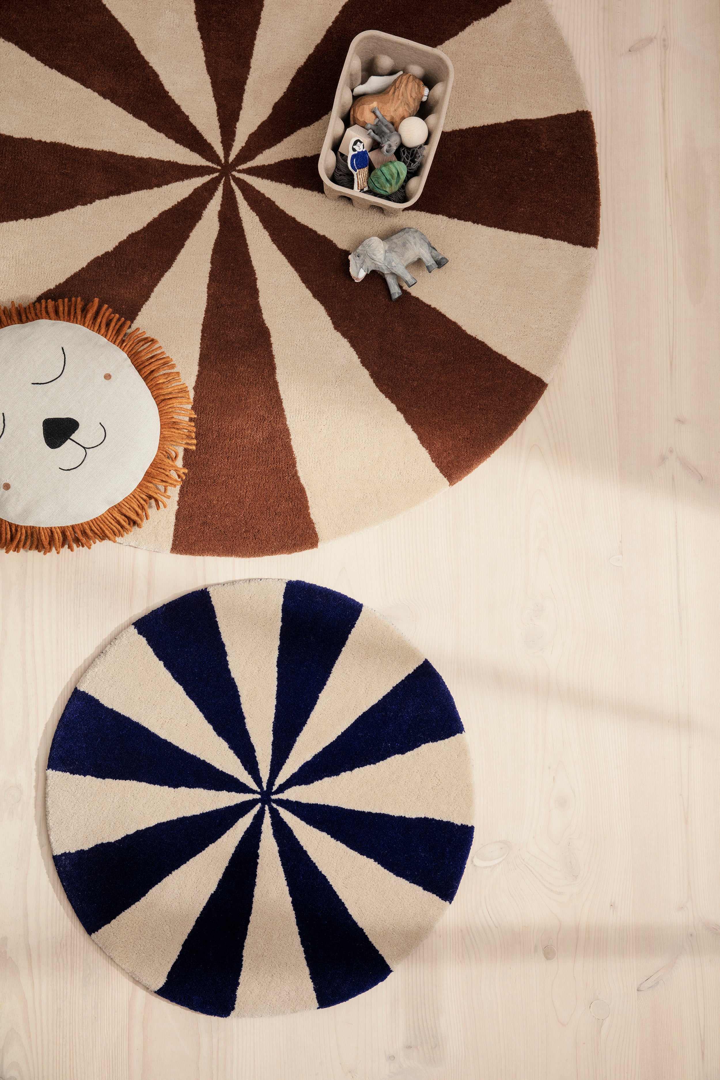 Ronde vloerkleed ARCH blauw met beige