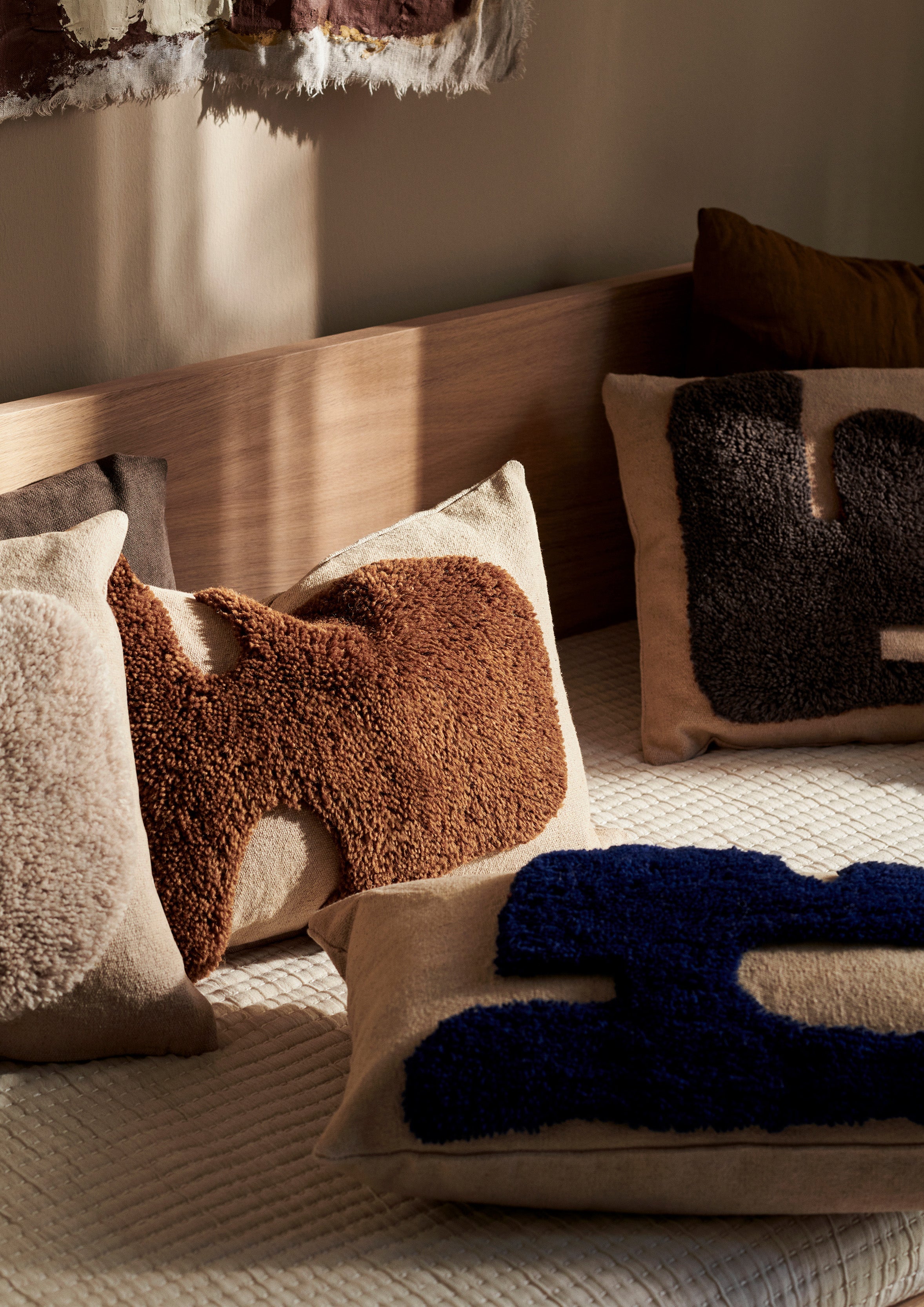 Lagen Sie Kissen beige mit Karamellkissen