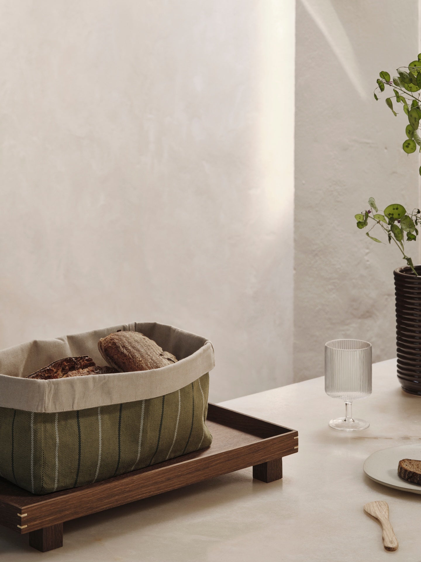 Taca BON HOUTEN dymiony eik