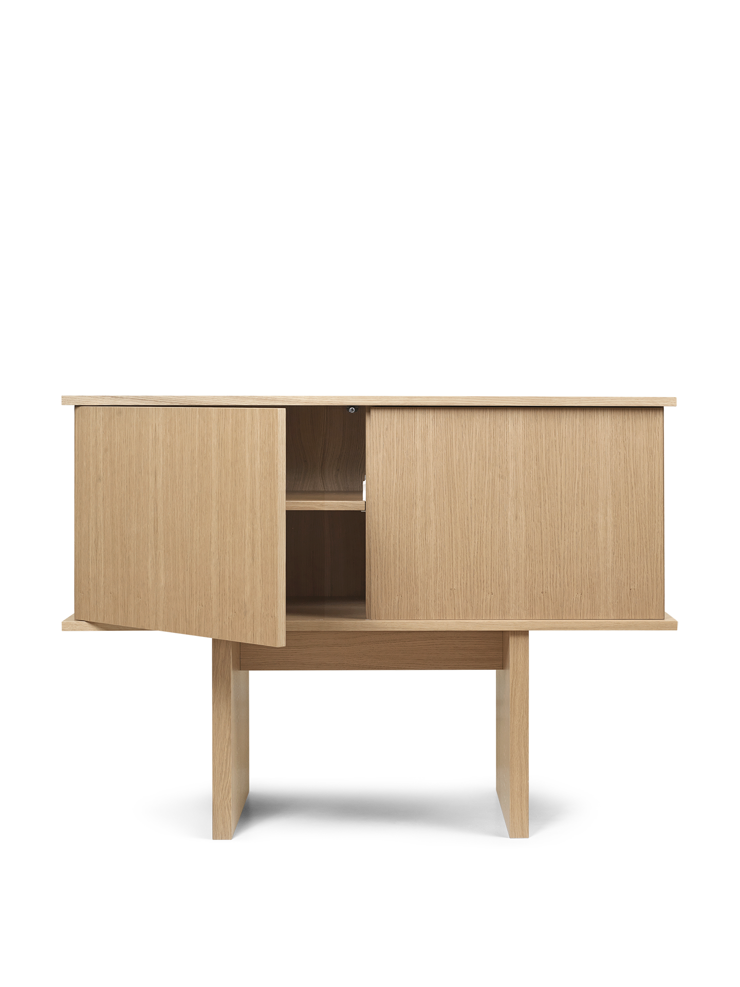 Komoda STILT fornir dębowy, marka ferm LIVING