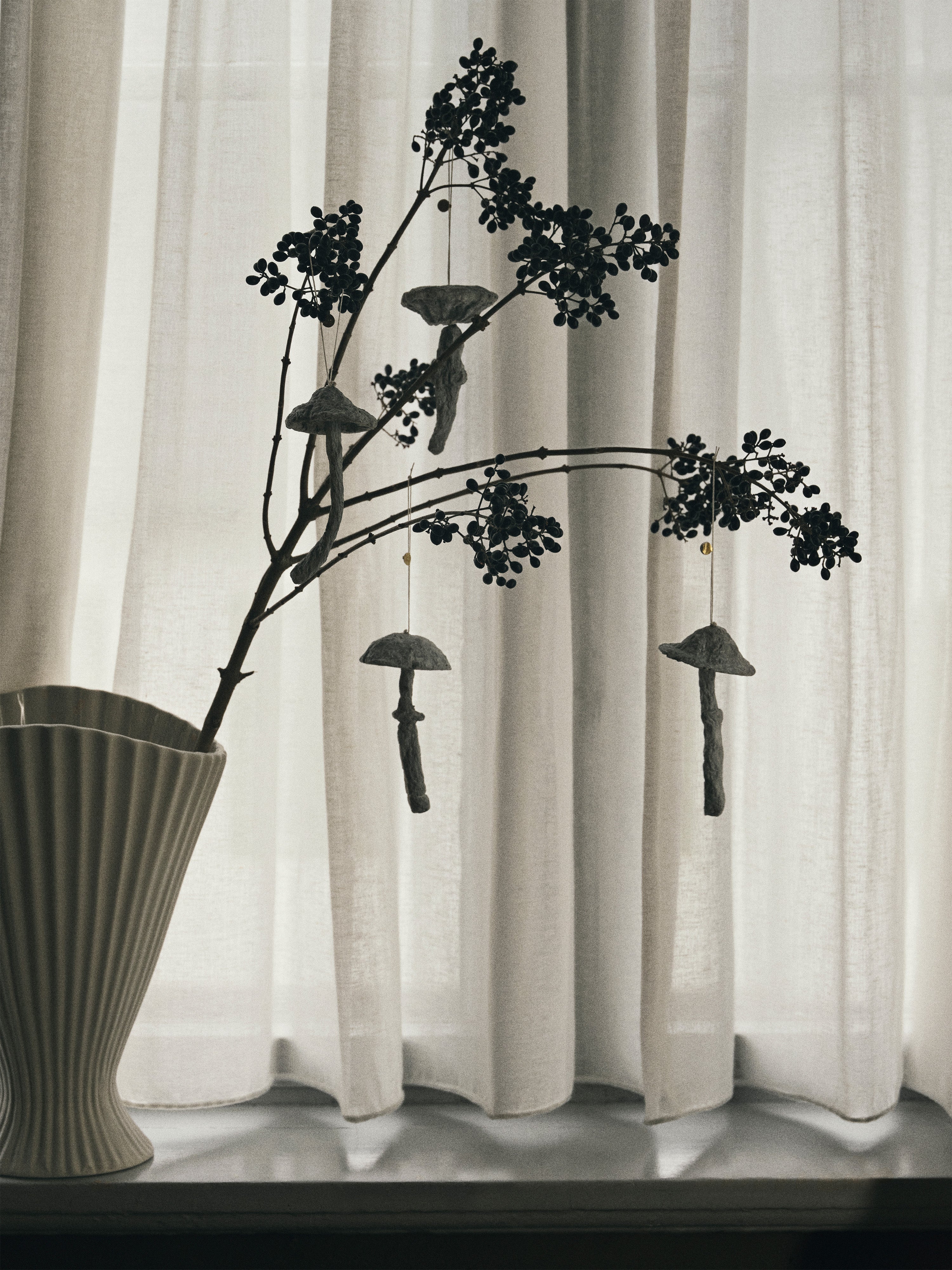 MUSHROOM Christmas Tree Decoration Set Broken White