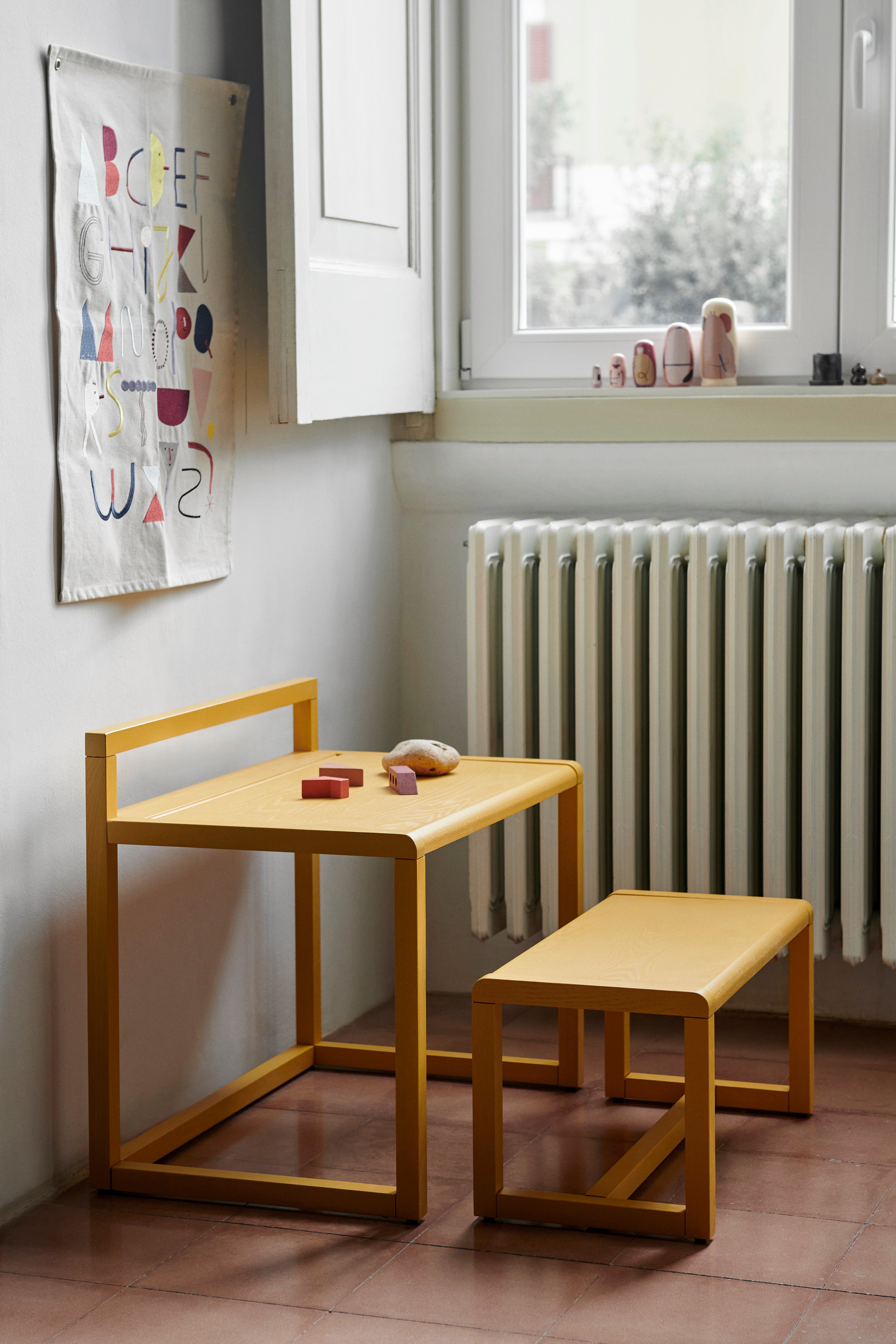 Kinderbureau LITTLE ARCHITECT geel
