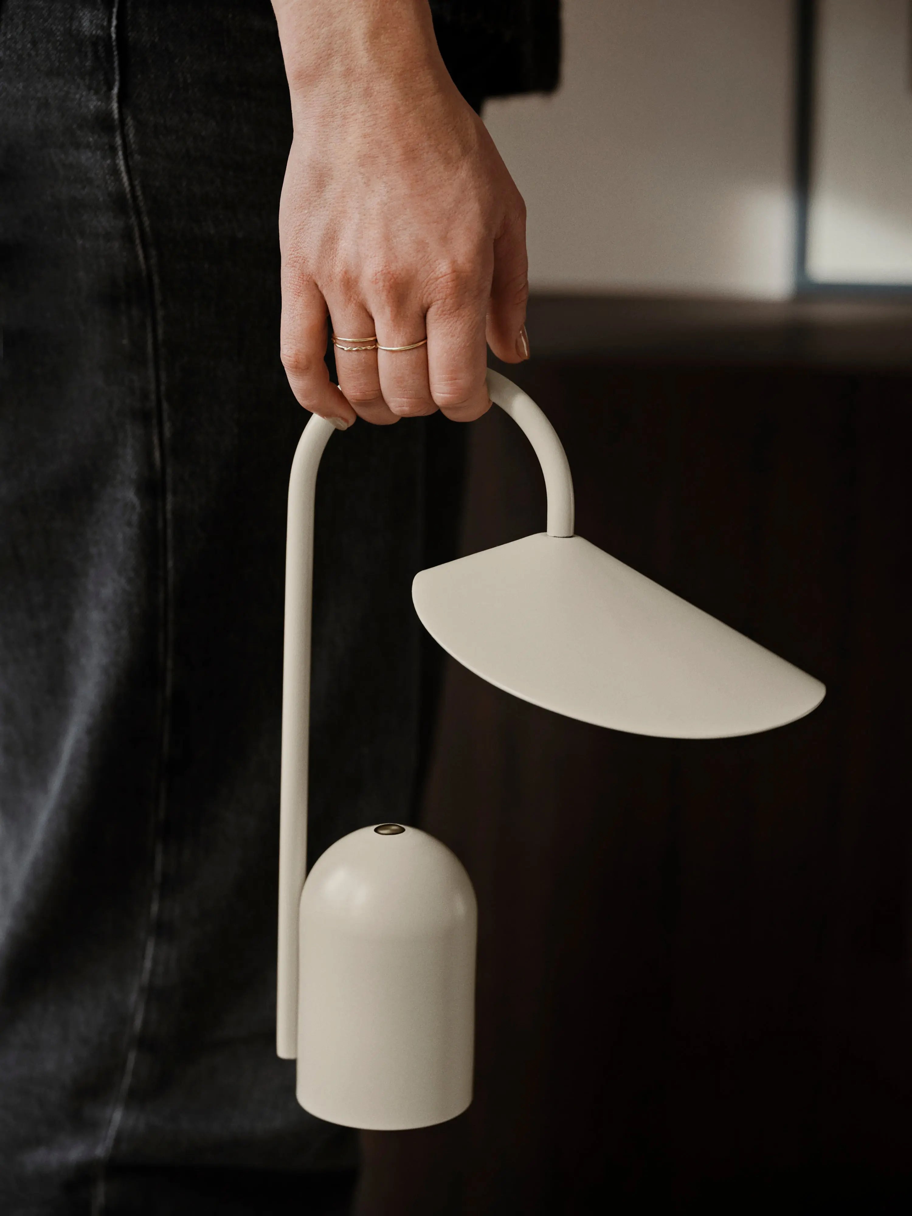 Draagbare lamp ARUM staal