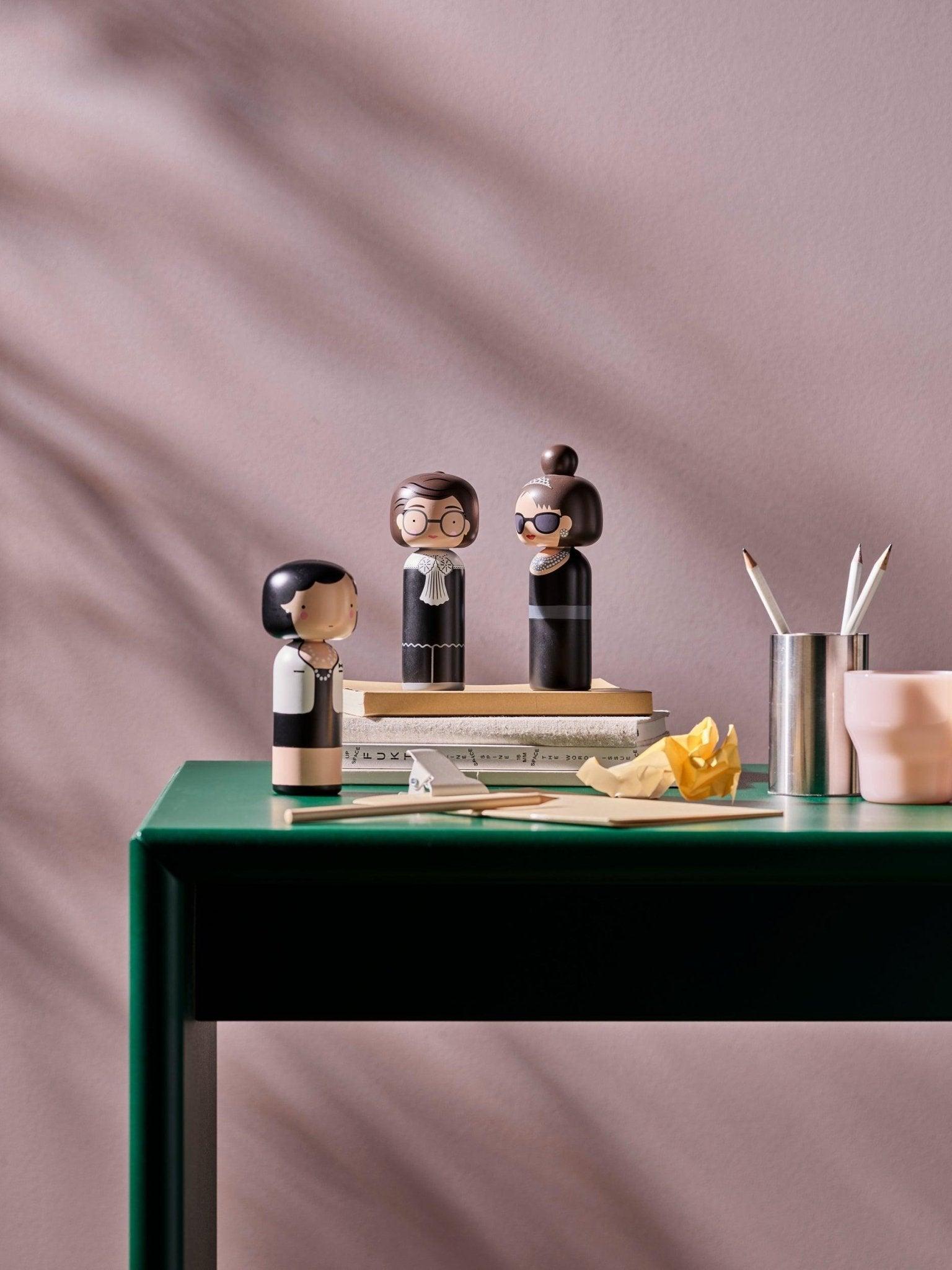 Figurka dekoracyjna RUTH BADER GINSBURG Lucie Kaas Eye on Design