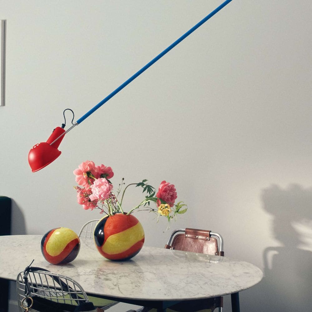 Wandlamp met arm 265 CHROMATICA rood met blauw en geel