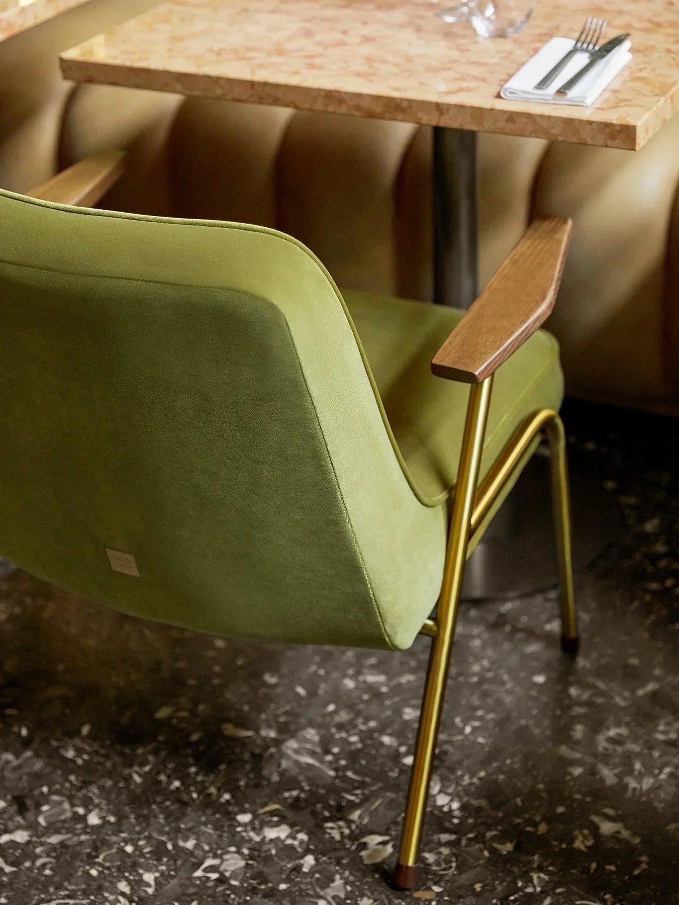 Fotel 366 METAL beżowy w tkaninie Coco Creme 366 concept Eye on Design