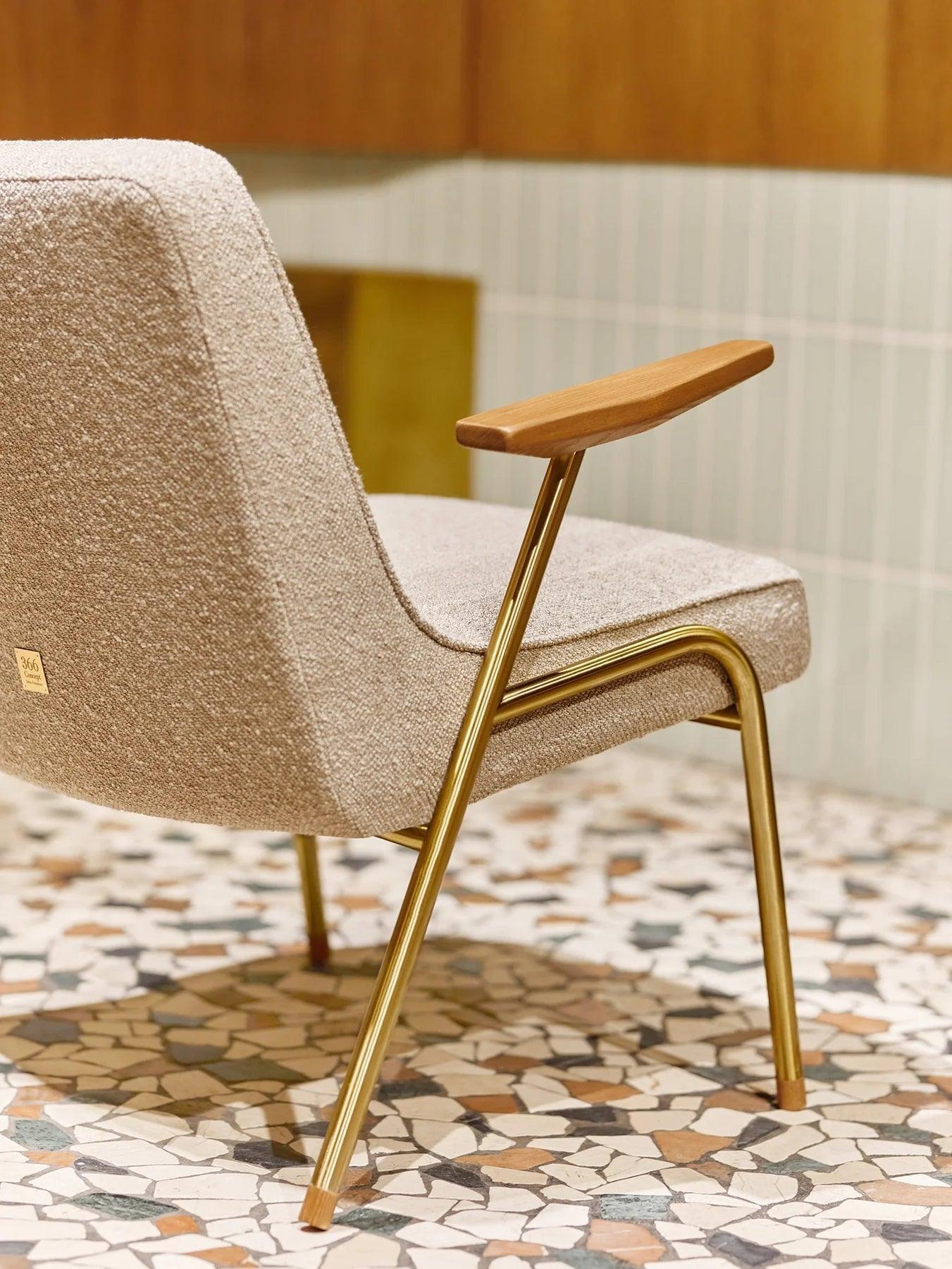 Fotel 366 METAL beżowy w tkaninie Coco Creme 366 concept Eye on Design