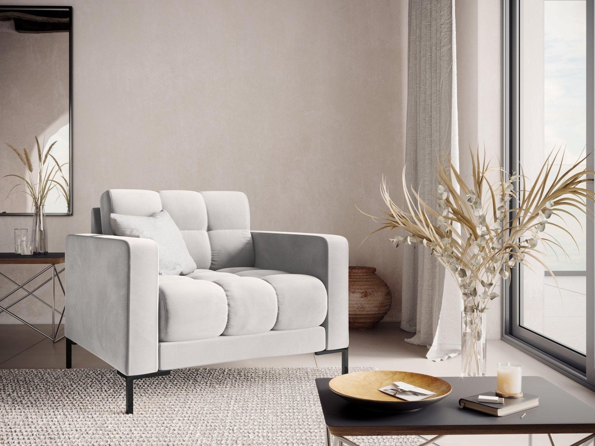 Fotel aksamitny BALI srebrny z czarną podstawą Cosmopolitan Design Eye on Design