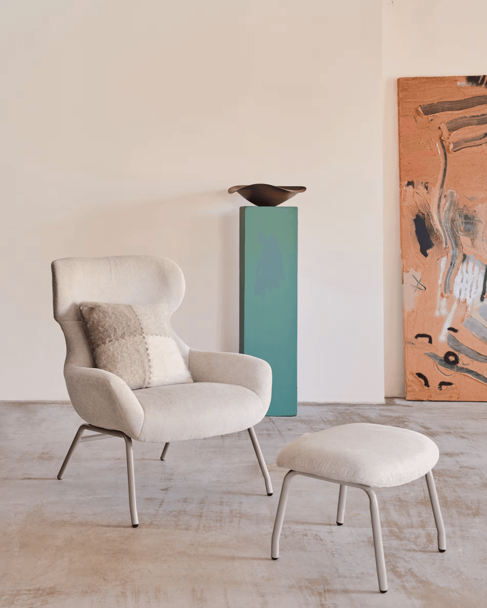 Fotel BELINA beżowy szenil La Forma Eye on Design