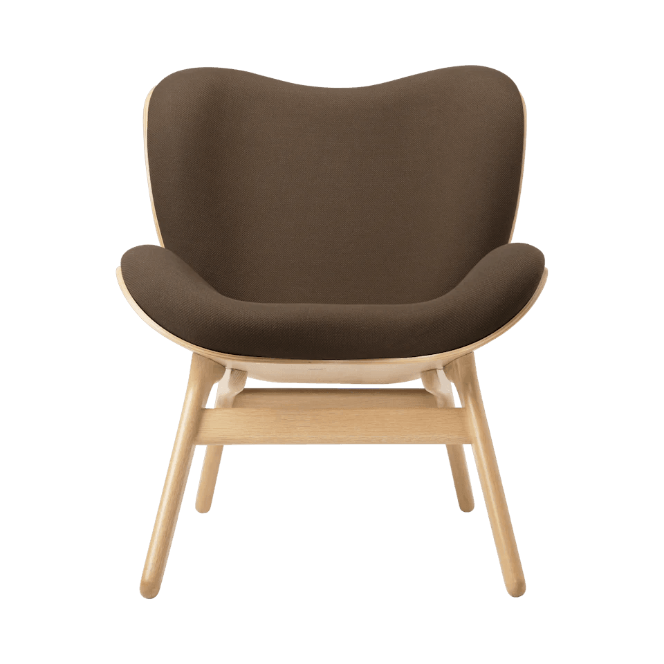 Fotel CONVERSATION PIECE kawowy z dębową podstawą UMAGE Eye on Design