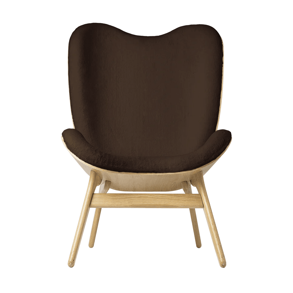 Fotel CONVERSATION PIECE TALL brązowy plusz z dębową podstawą UMAGE Eye on Design