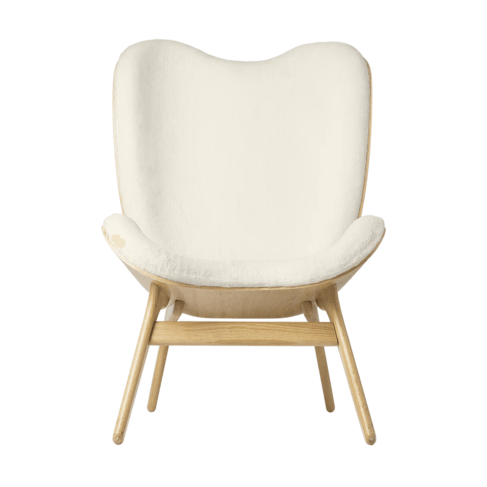 Fotel CONVERSATION PIECE TALL kremowy plusz z dębową podstawą UMAGE Eye on Design