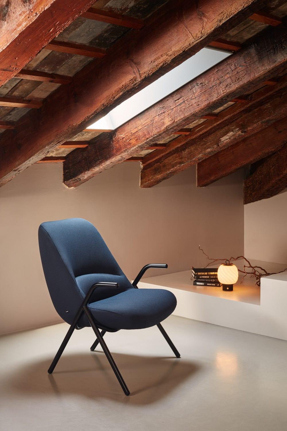 Fotel DINS ciemnoniebieski Teulat Eye on Design