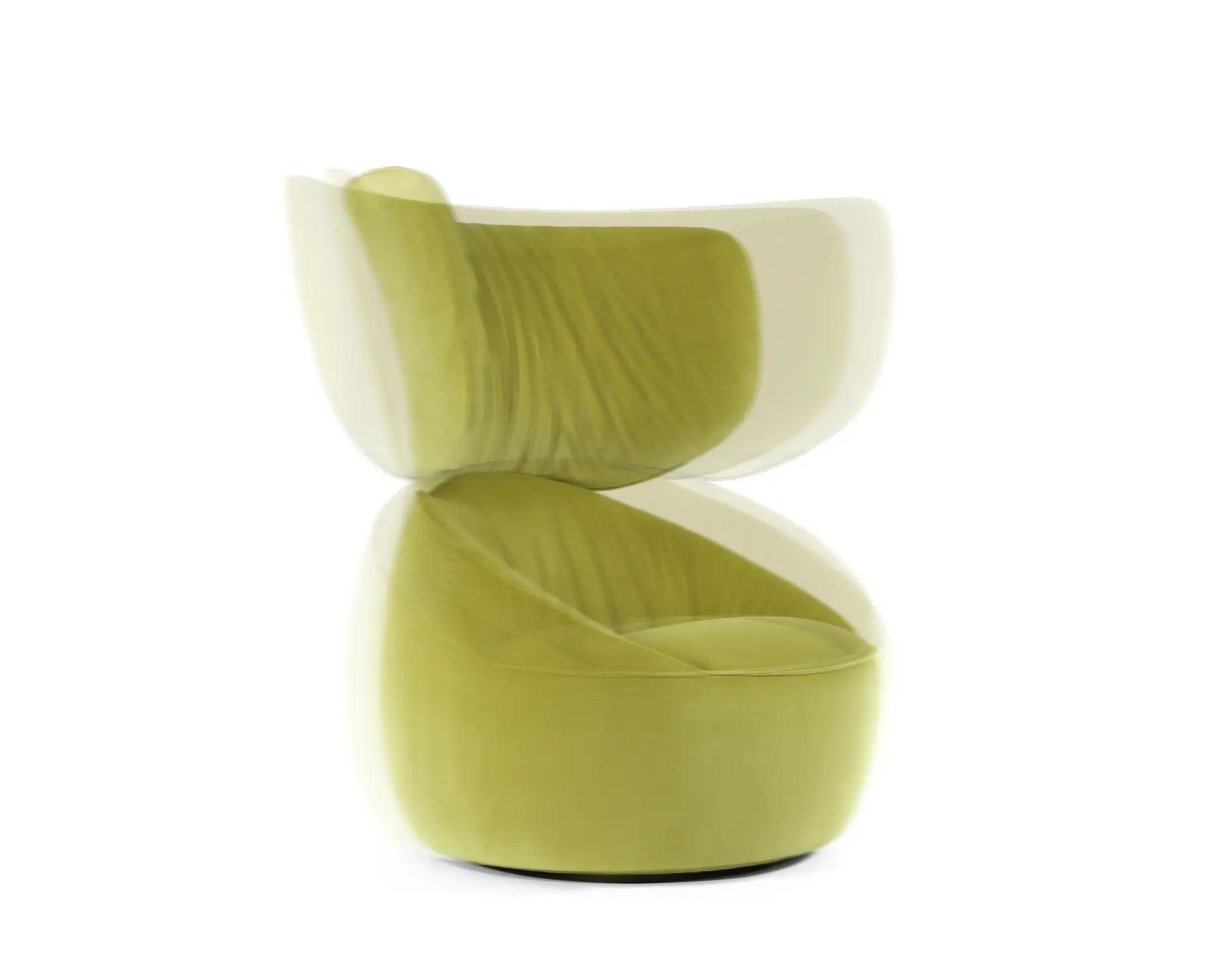 Fotel HANA WINGBACK tapicerowany Moooi Eye on Design