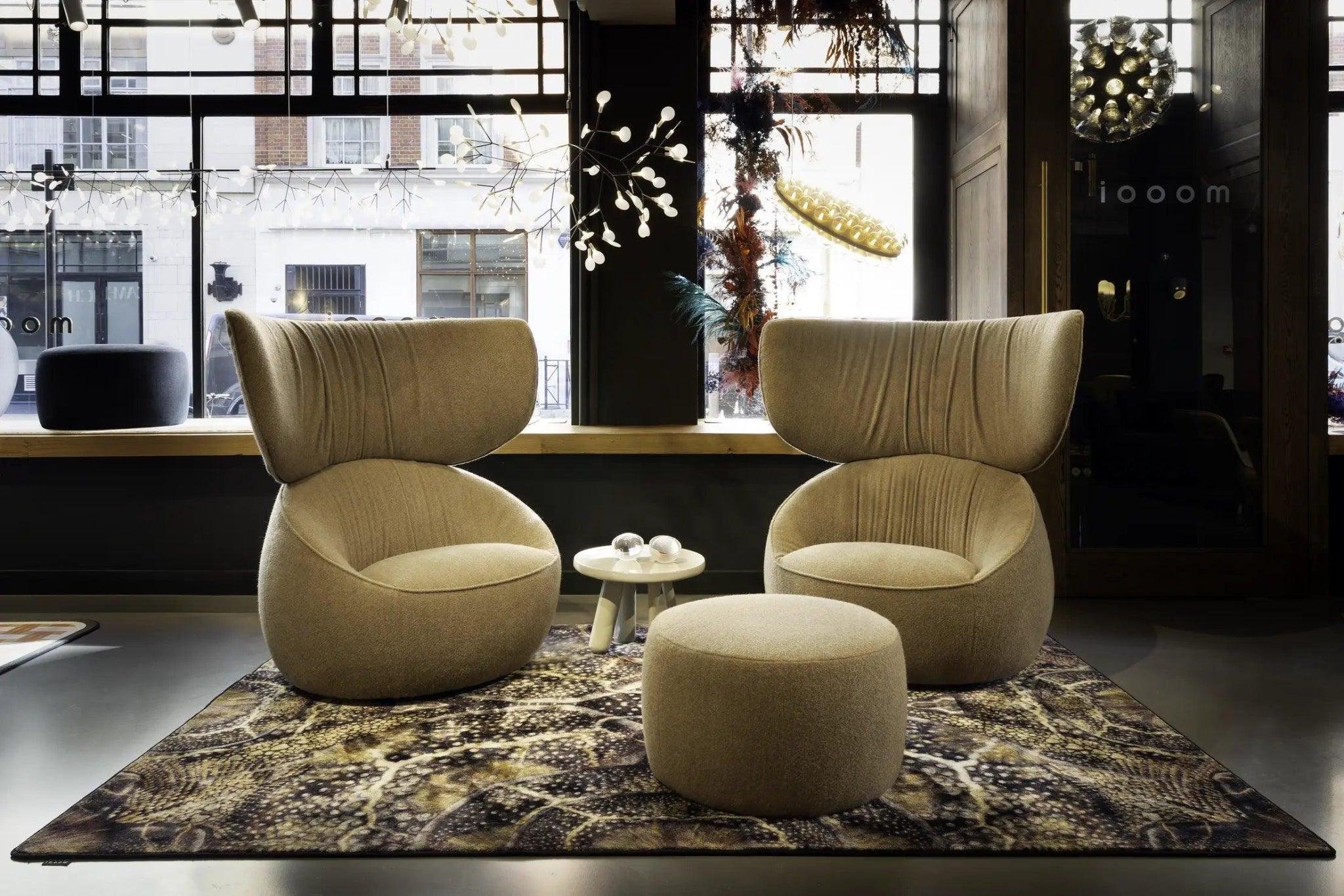 Fotel HANA WINGBACK tapicerowany Moooi Eye on Design