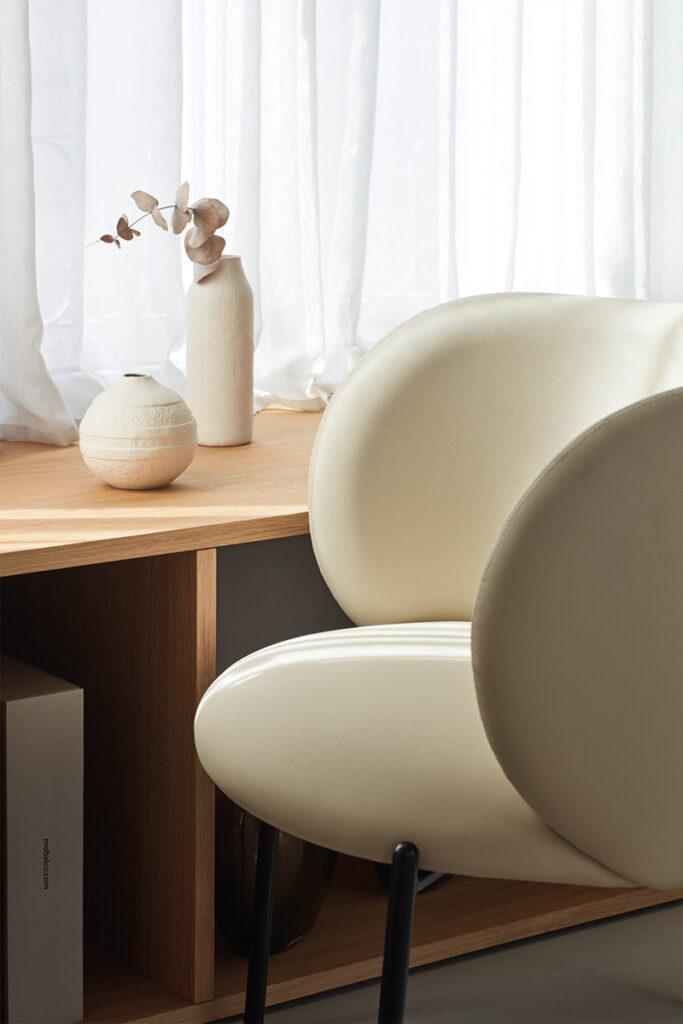 Fotel MOGI beżowa ekoskóra Teulat Eye on Design