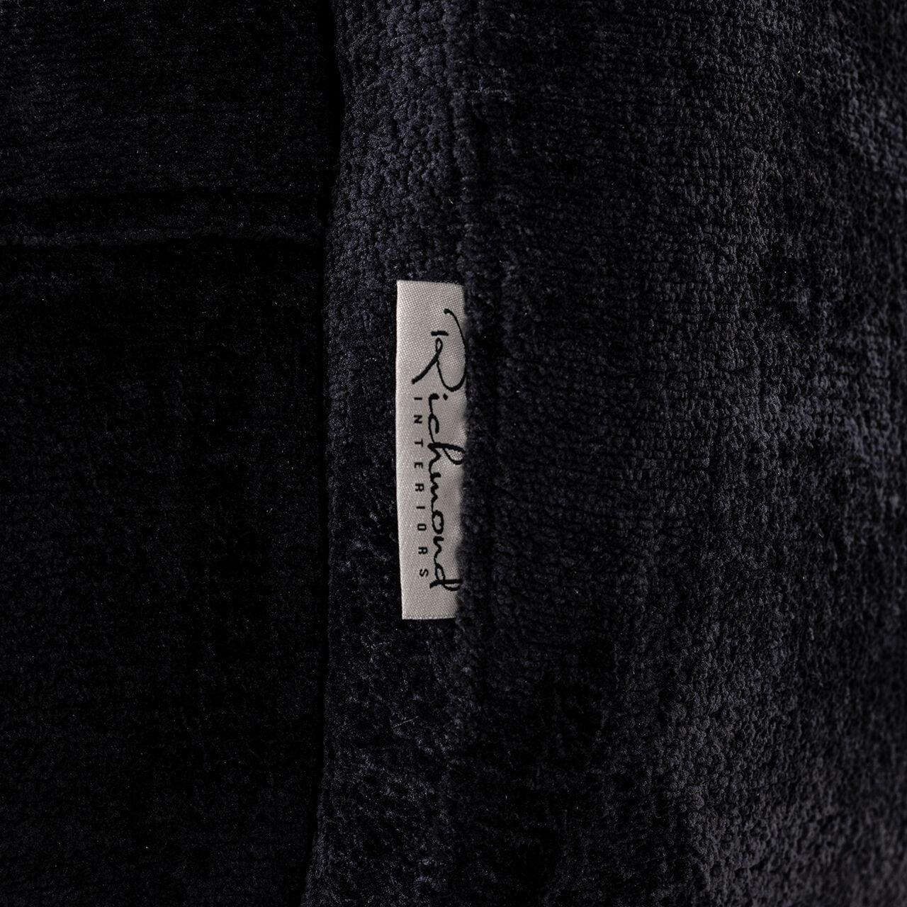 Fotel obrotowy TURNER czarny Richmond Interiors Eye on Design