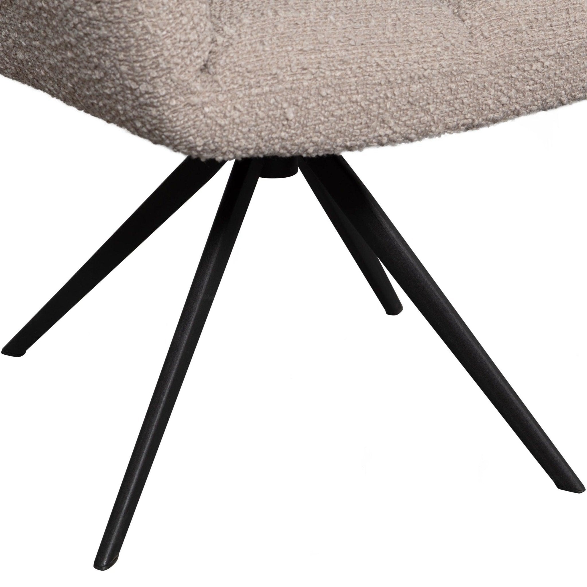 Fotel obrotowy z podłokietnikami VINNY boucle piaskowy Woood Exclusive Eye on Design