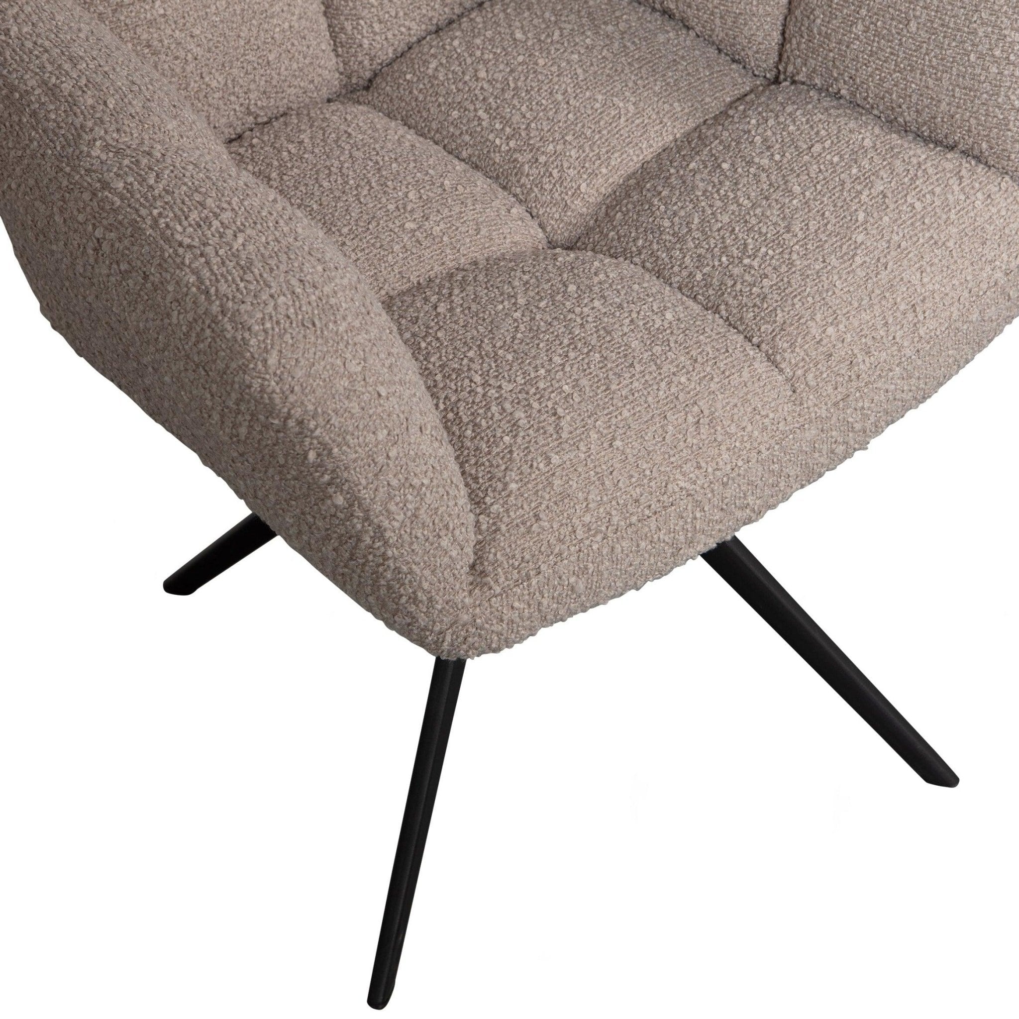 Fotel obrotowy z podłokietnikami VINNY boucle piaskowy Woood Exclusive Eye on Design